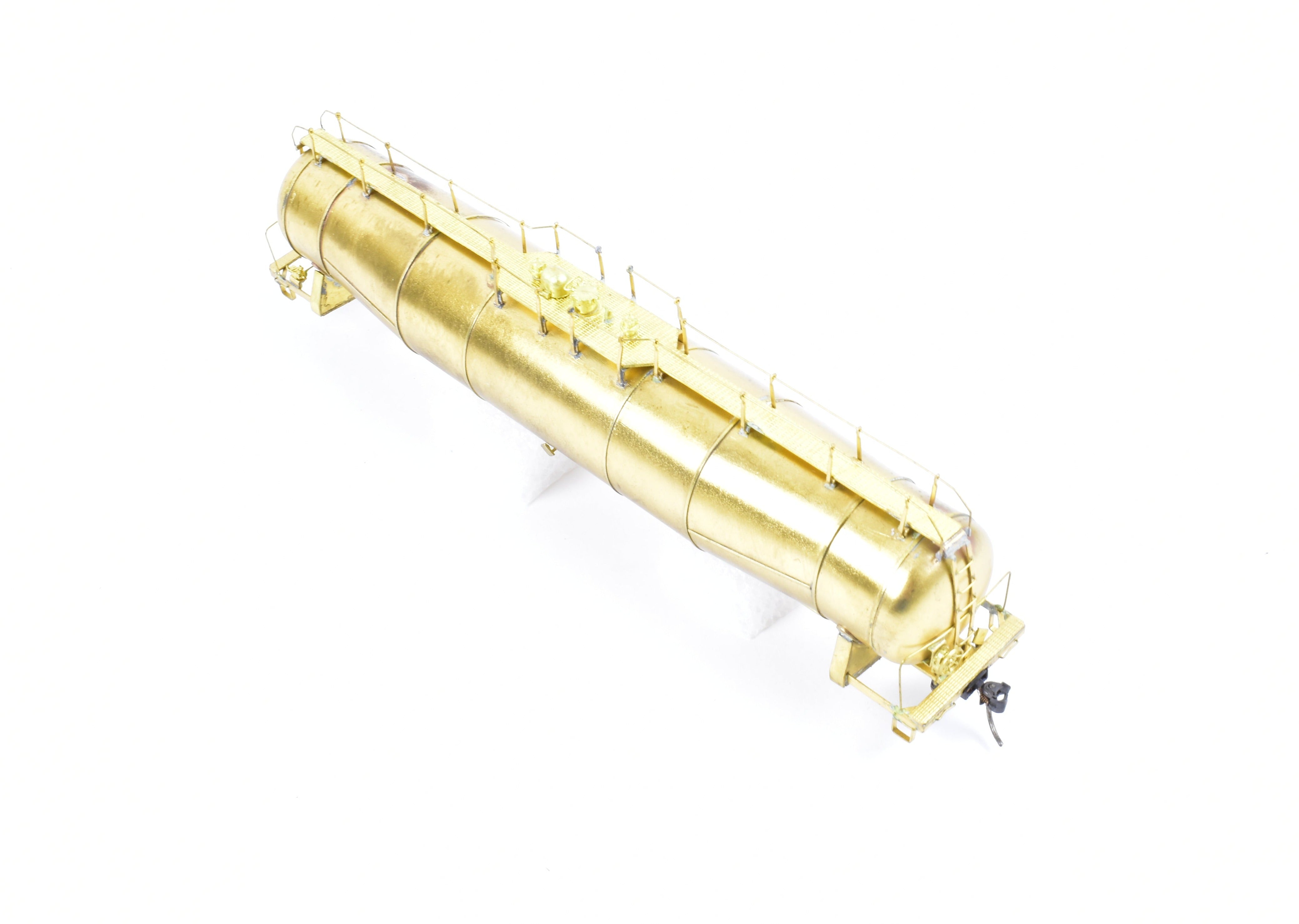 HO Brass Alco Models ACF 29,000 Gallon Unpainted Tank Car without Trucks