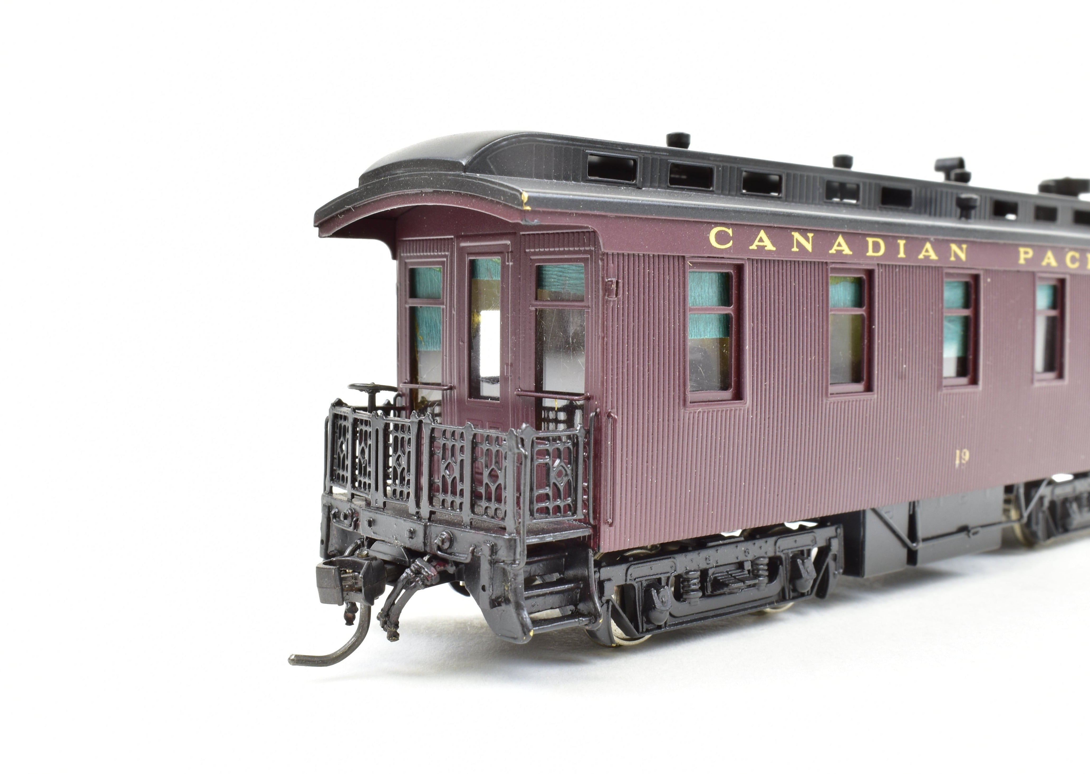 HO Scale Brass Van Hobbies Pro - Painted 35 Ft. Canadian Pacific Railway Business Car