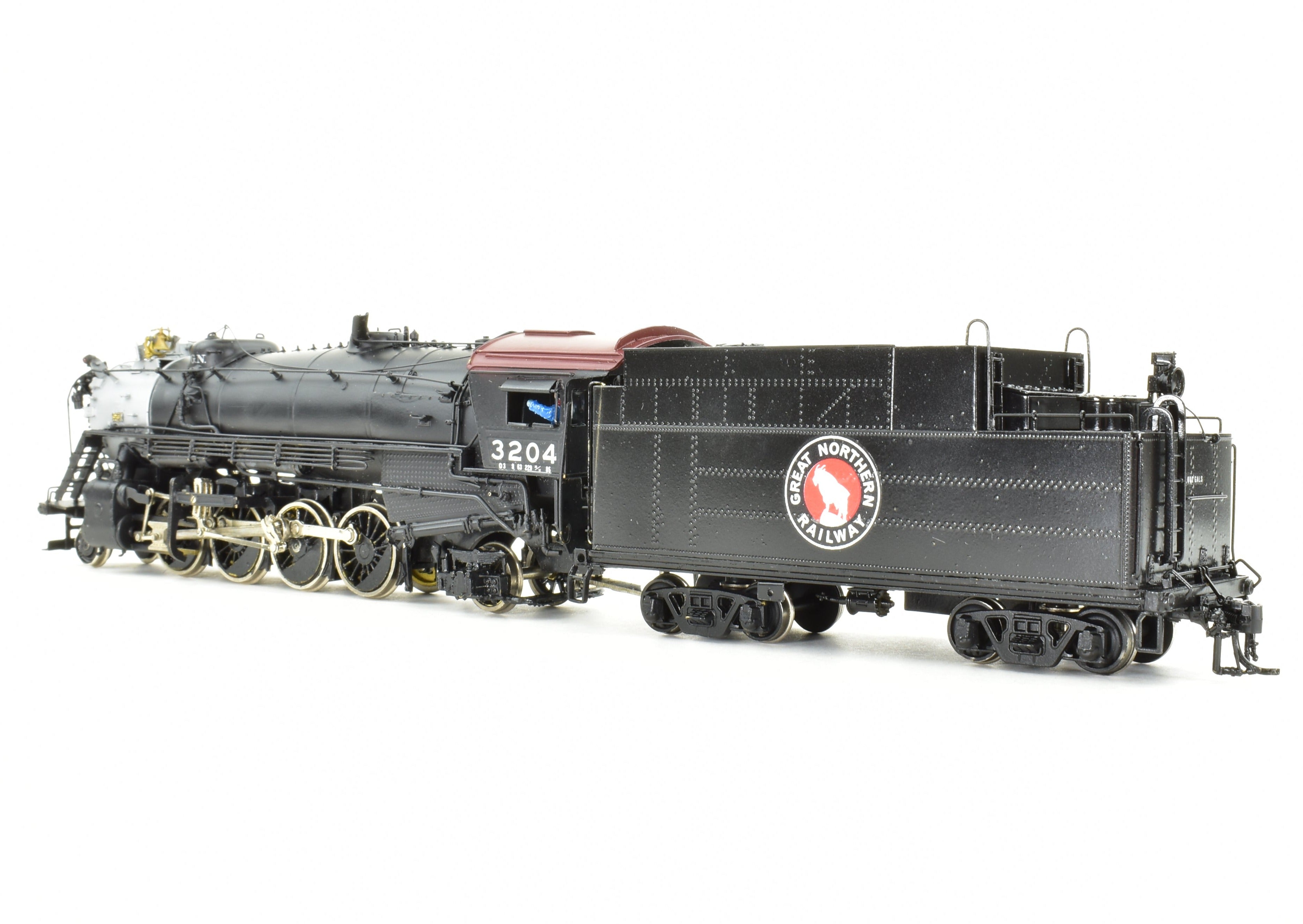 HO Scale Brass OMI - Overland Models GN - Great Northern O - 3 USRA Heavy 2 - 8 - 2 Custom Painted Model Train in ReBoxx Packaging