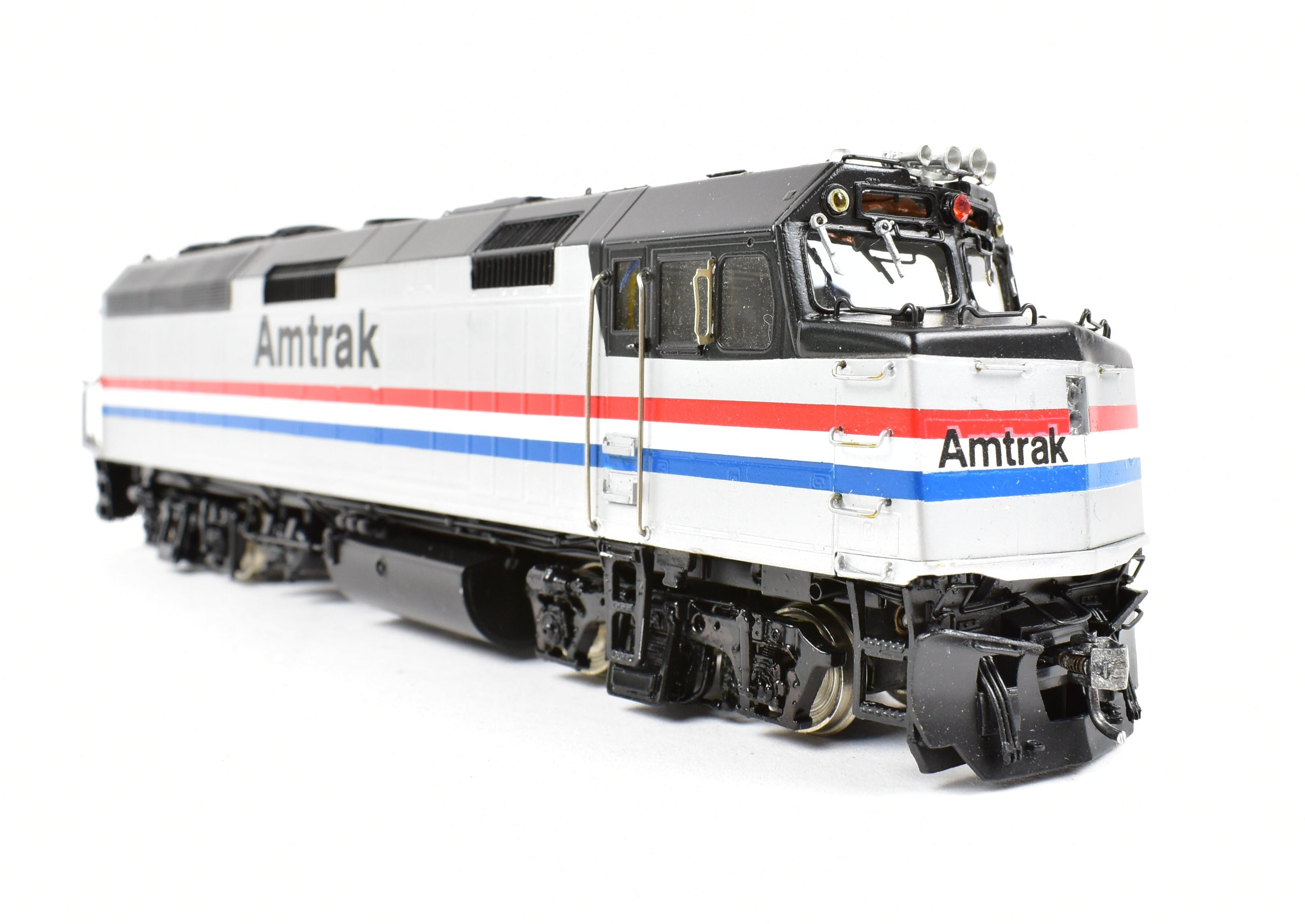 HO Scale Brass Amtrak F40PH Ph. III by Overland Models - Factory Painted, DCC & Sound