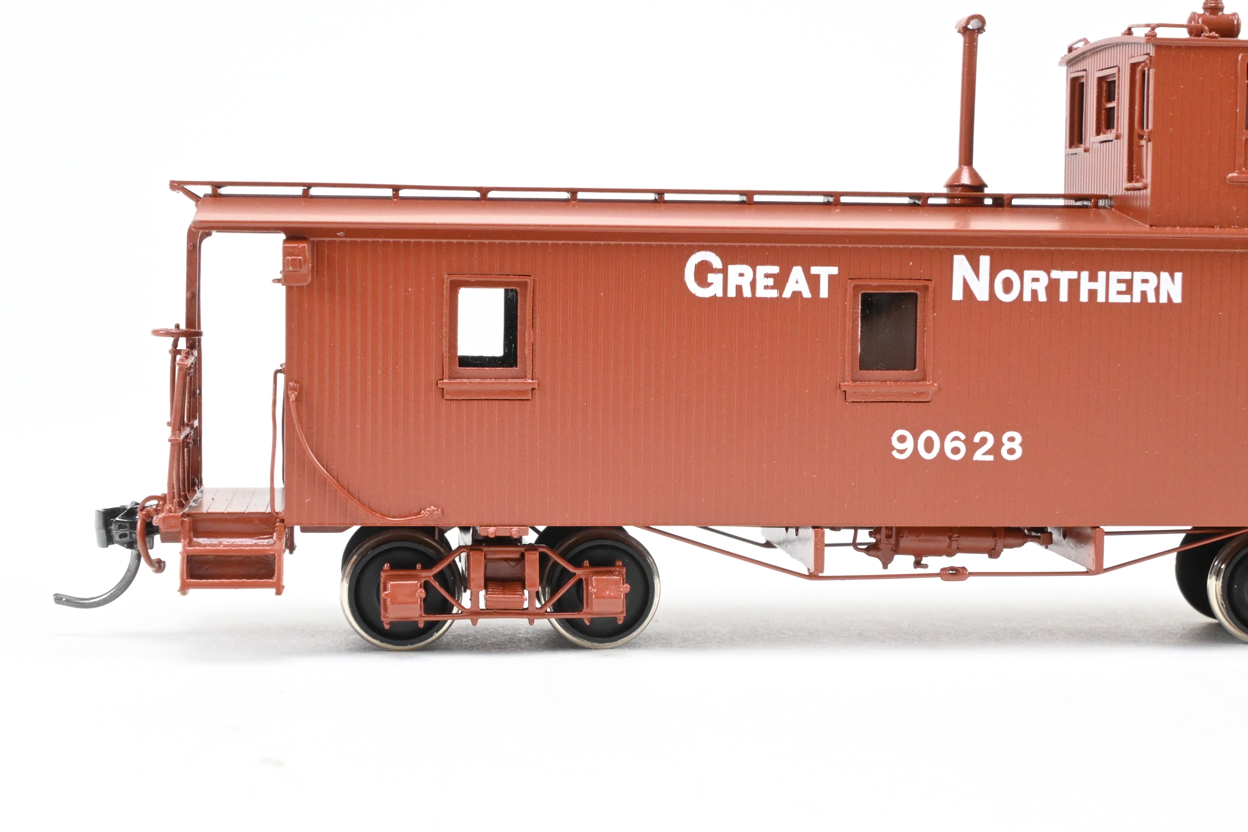 HO Scale Brass Connector North Bank Line Great Northern 33-Foot Truss Rod Caboose Model No. 90628