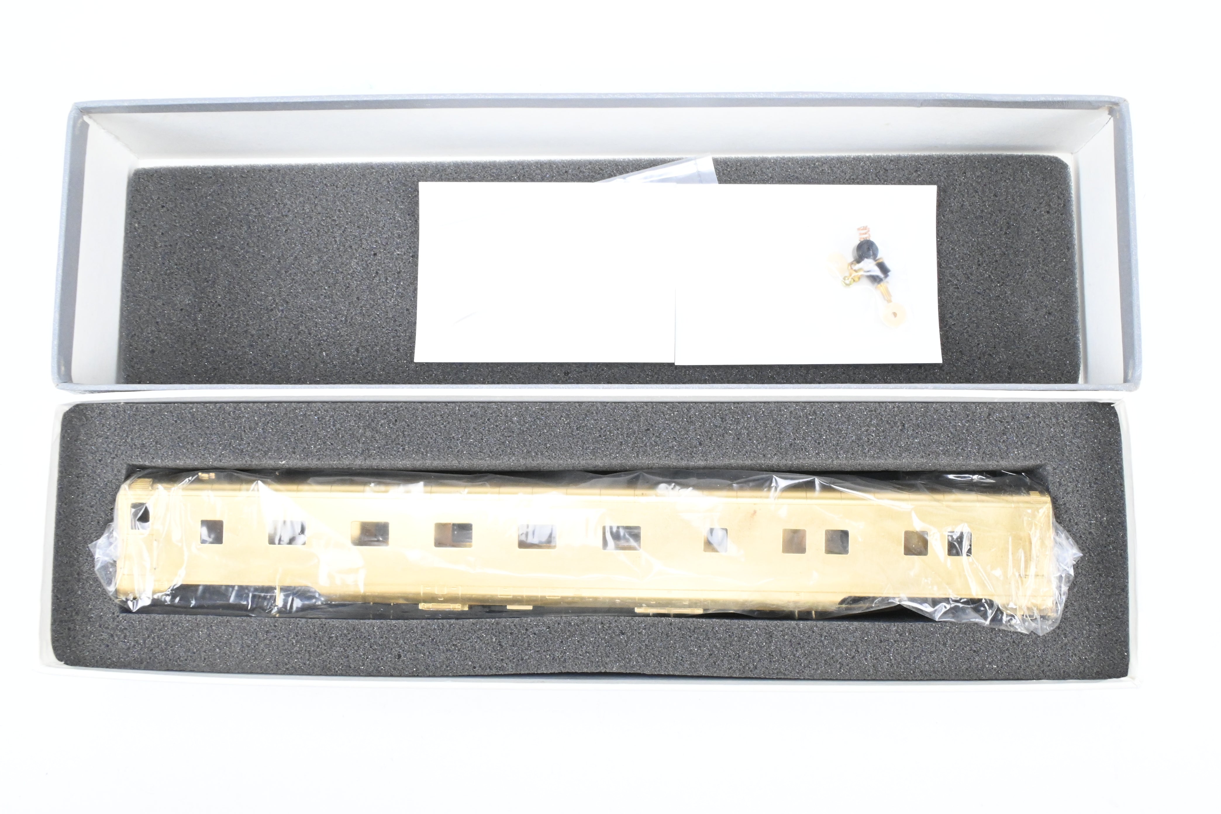 HO Scale Brass Model Train - New York Central Pullman 10 - 5 Sleeper Cascade Series Skirted Version without Trucks from Great Brass Fleet