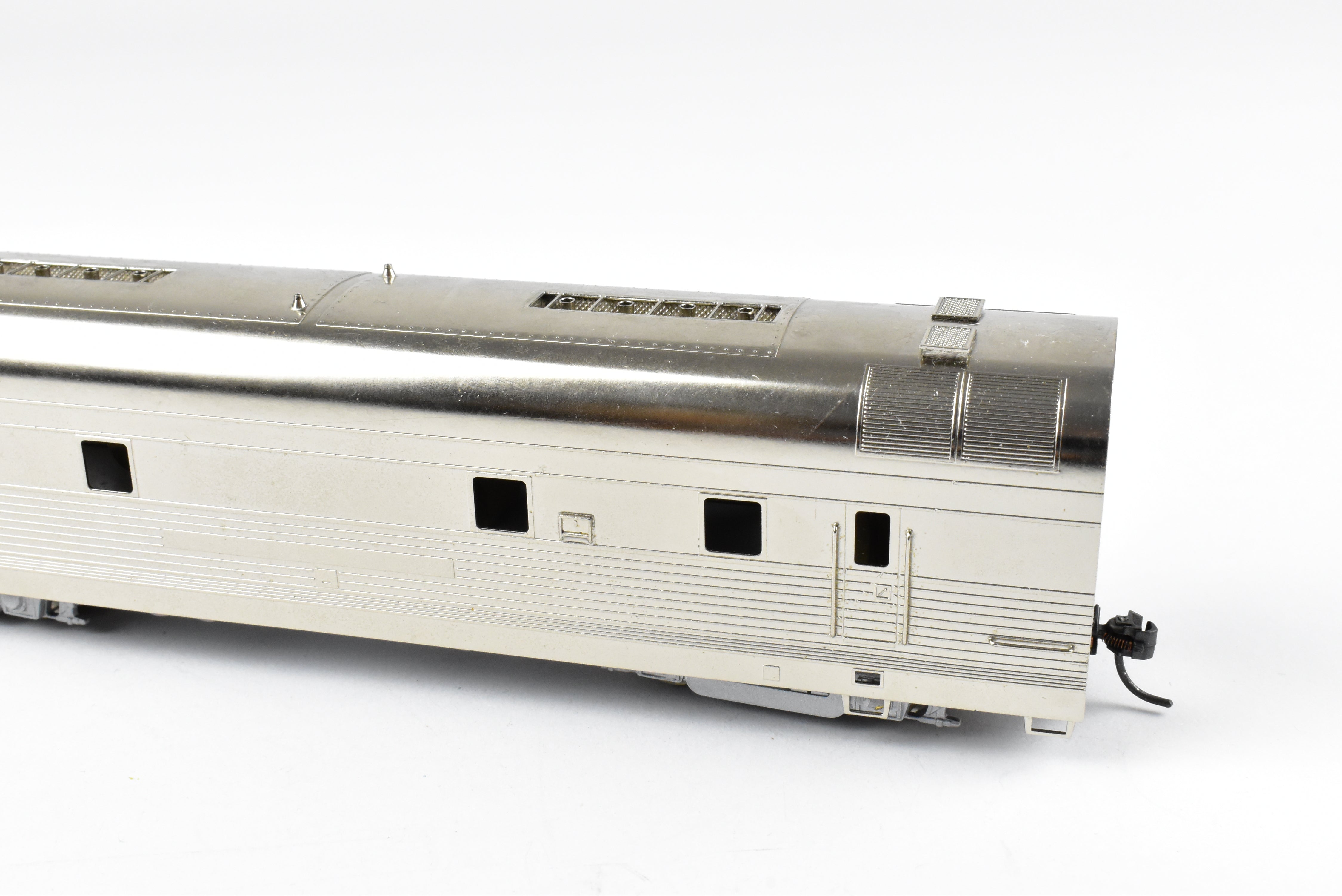 HO Scale Brass Oriental Limited CB&Q - Burlington Route EMC EA Passenger Locomotive