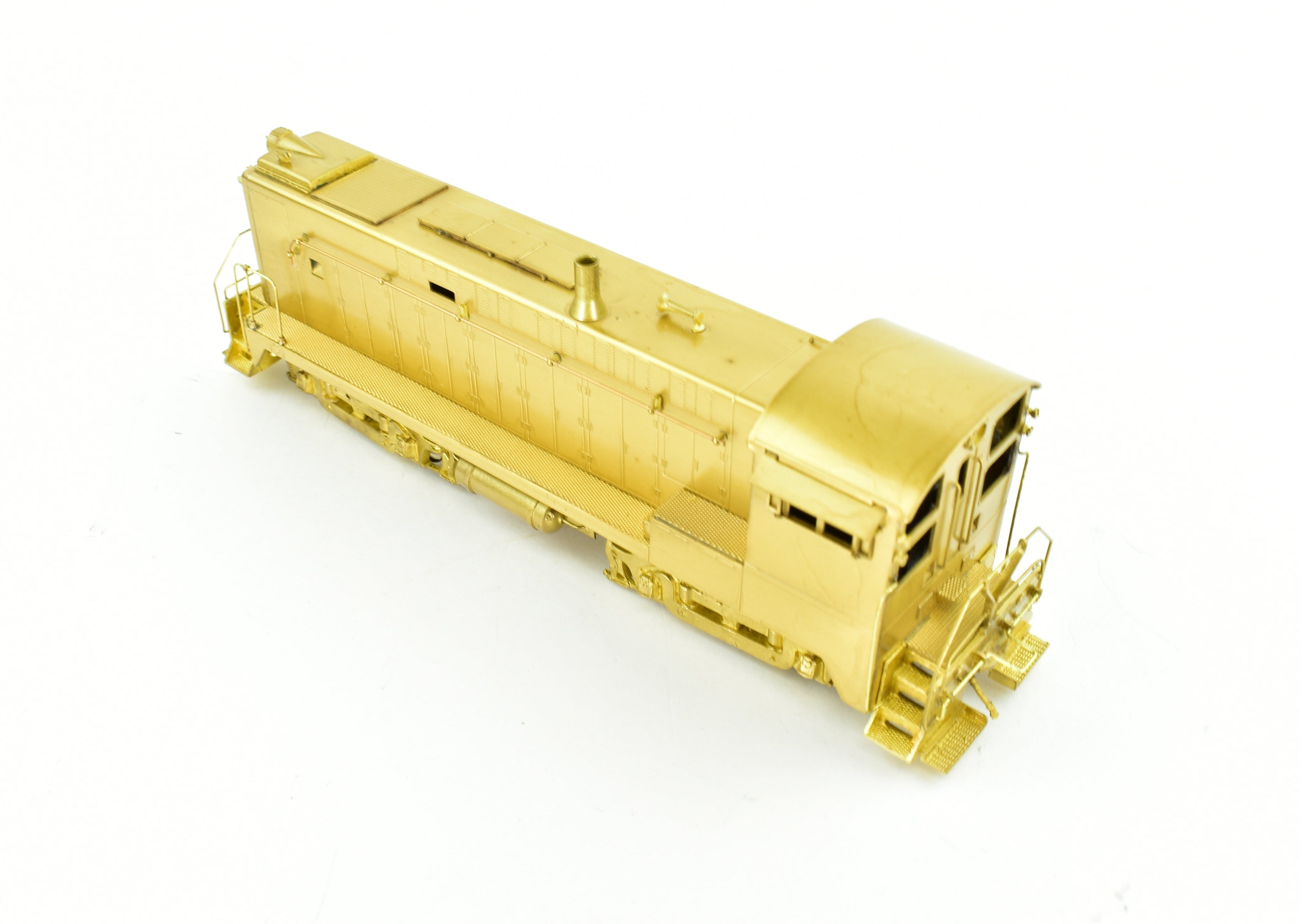 HO Scale Brass Hallmark Models Baldwin DS - 4 - 4 - 10 Diesel Switcher for Various Roadways