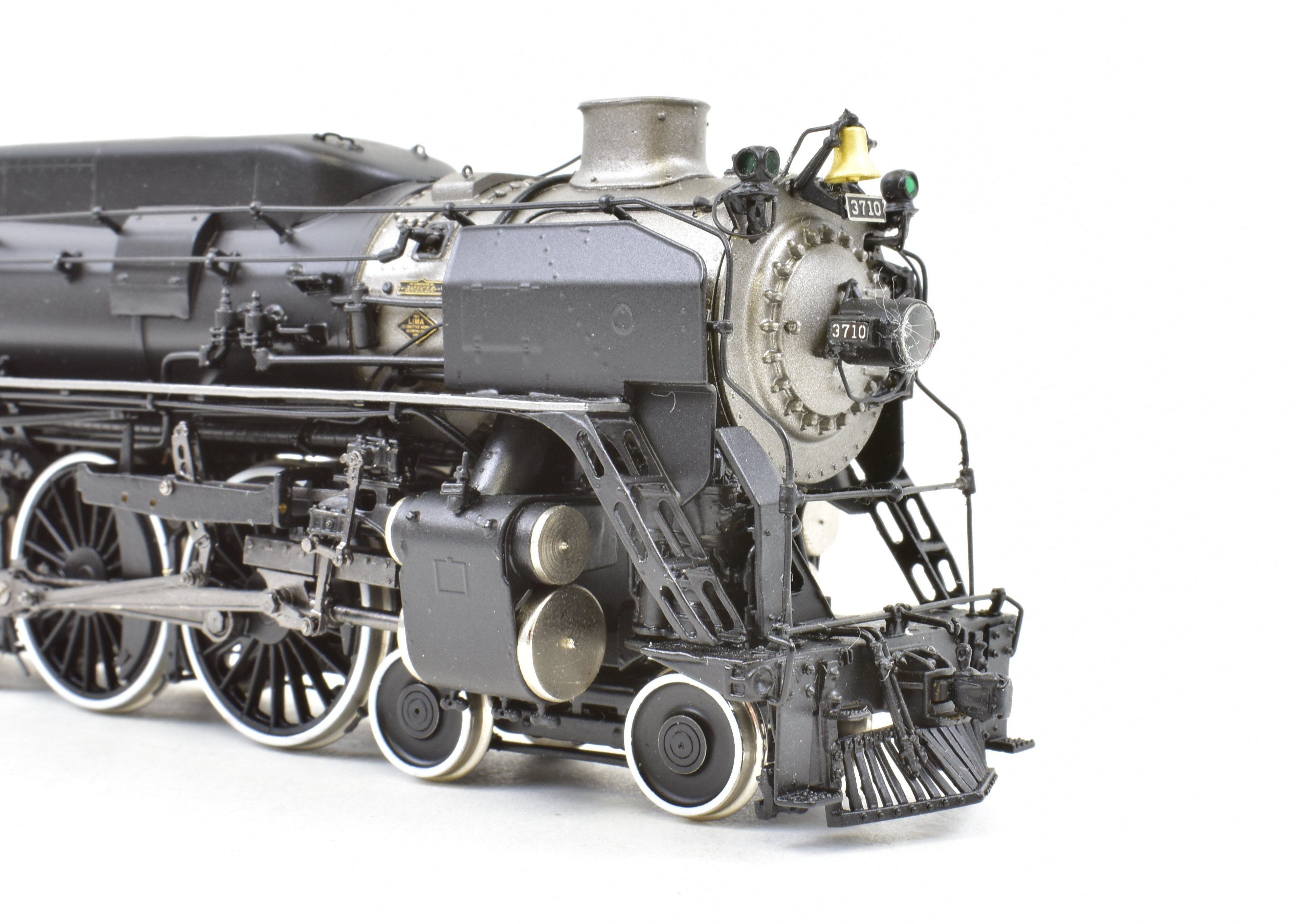 HO Brass DVP Boston & Maine P-4a 4-6-2 Pacific FP #3710 with Skyline Casting, 2010 Model