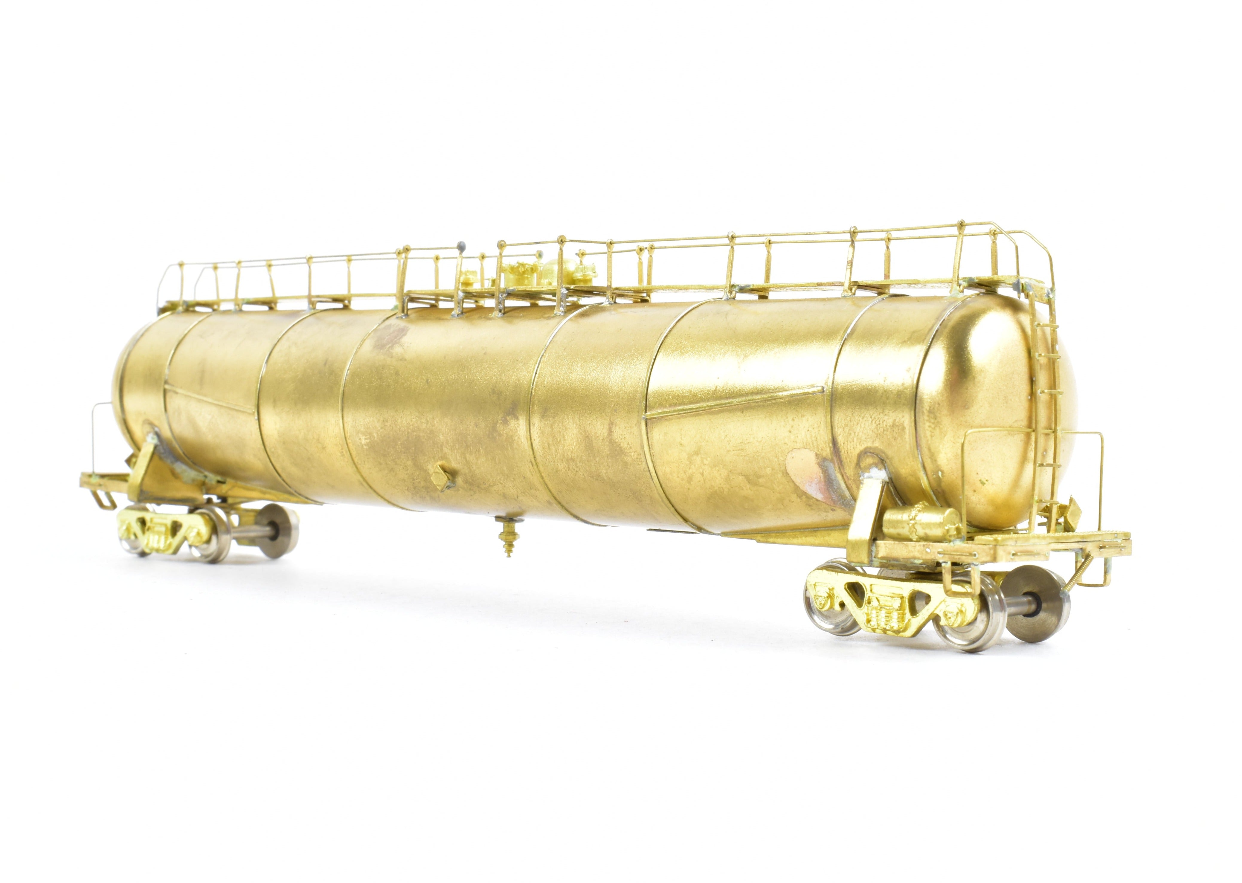 HO Scale Brass Alco Models Various Railroads ACF 29,000 Gallon Tank Car Model for Model Train Enthusiasts