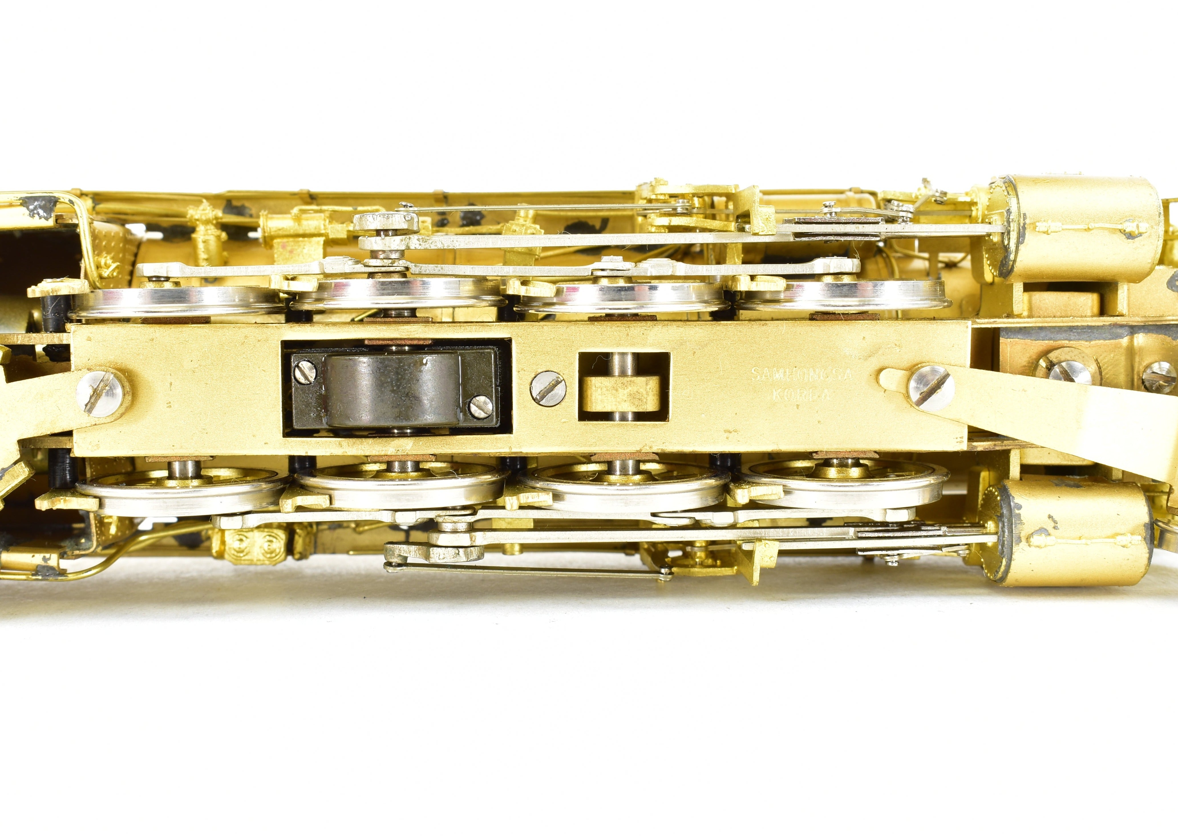 HO Scale Brass Model Train - Key Imports C&O Chesapeake & Ohio K3a Class 2-8-2 Mikado Locomotive with Elesco Feed Water Heater and 21RA Tender