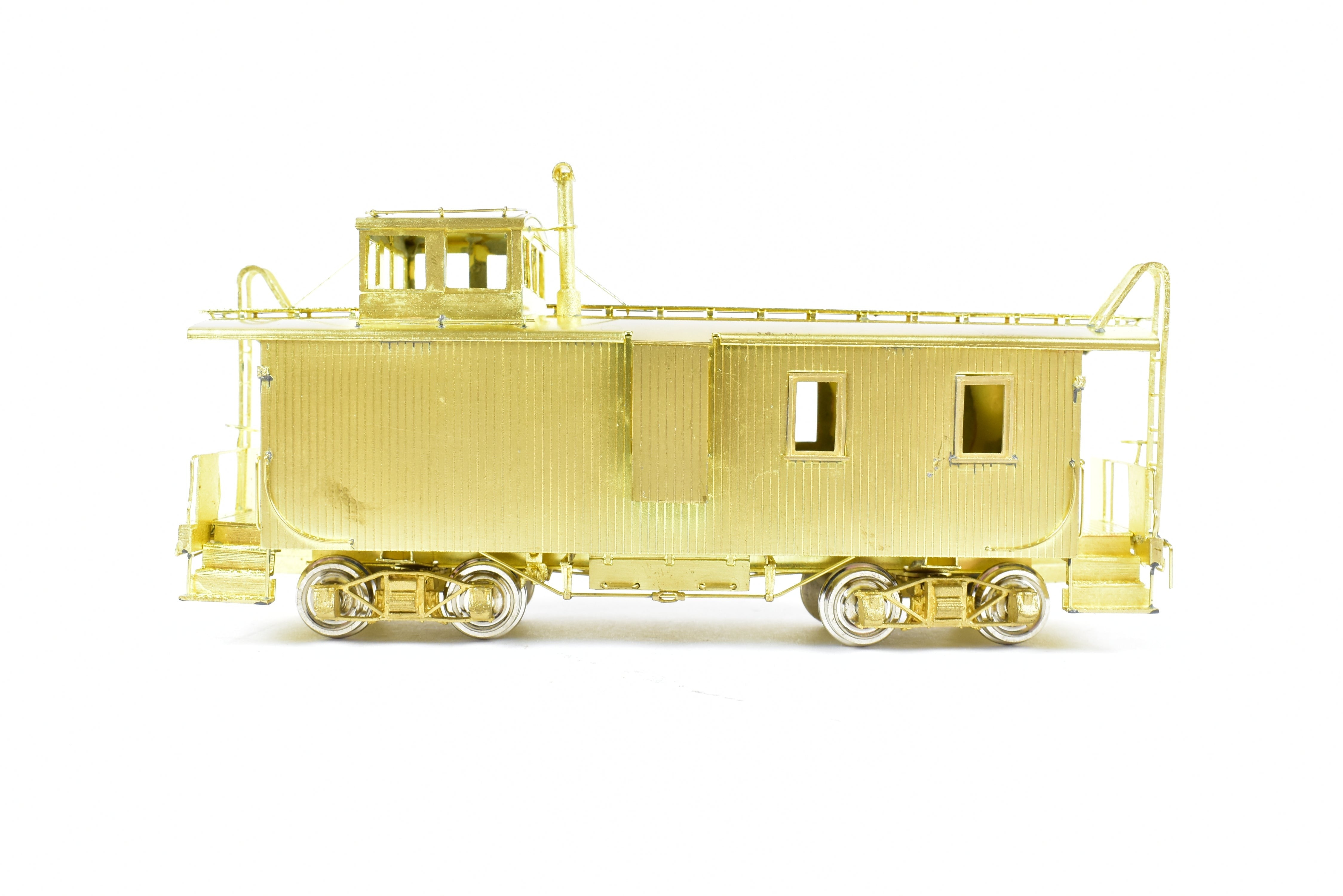 HO Scale Brass Canadian Pacific Railway Bay Window Wood Sheath Caboose by Van Hobbies