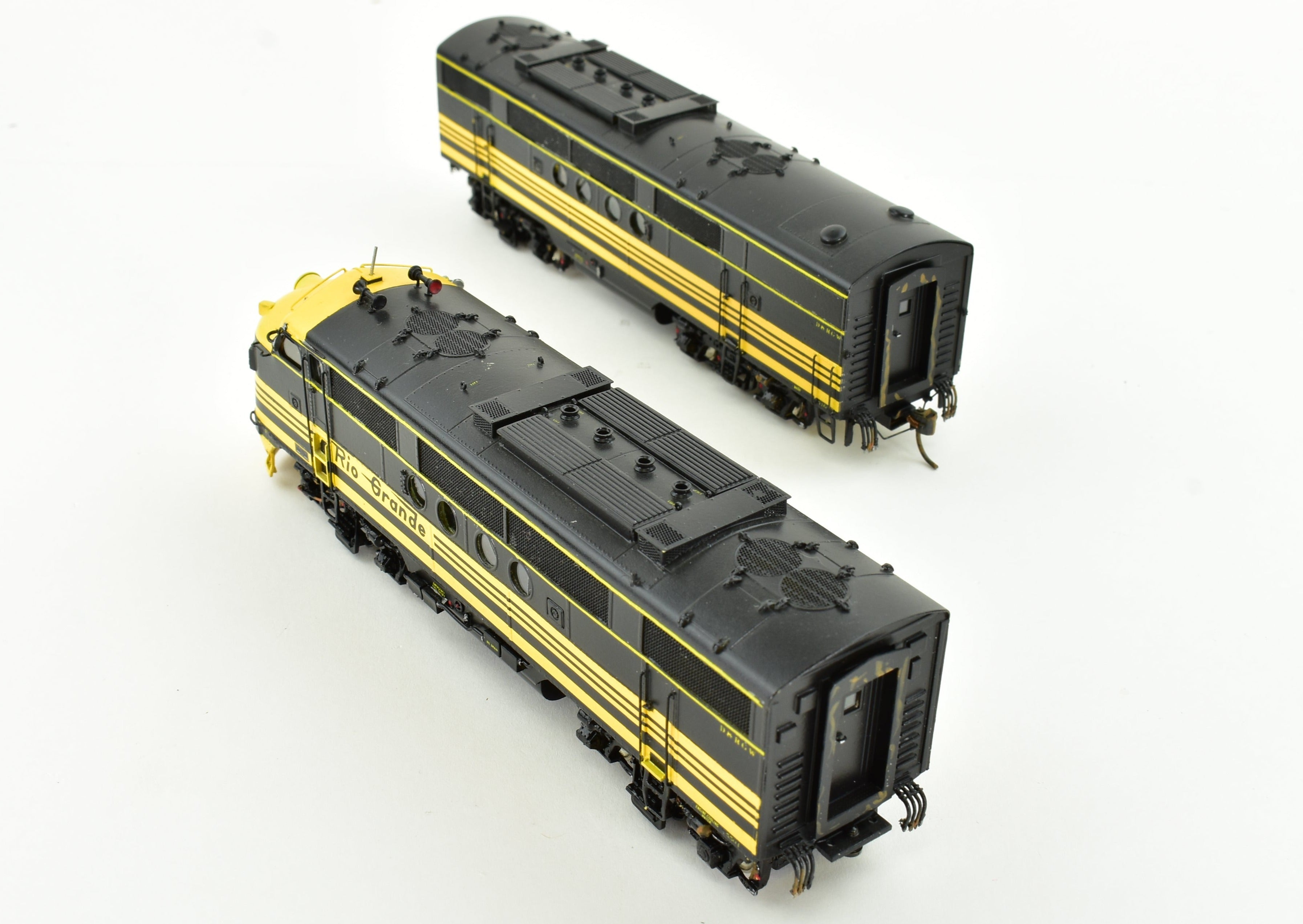 HO Scale Brass Model Train Set by Overland Models Inc. (OMI) - Custom Painted Denver & Rio Grande Western (D&RGW) EMD FT - A and FT - B Locomotive Set