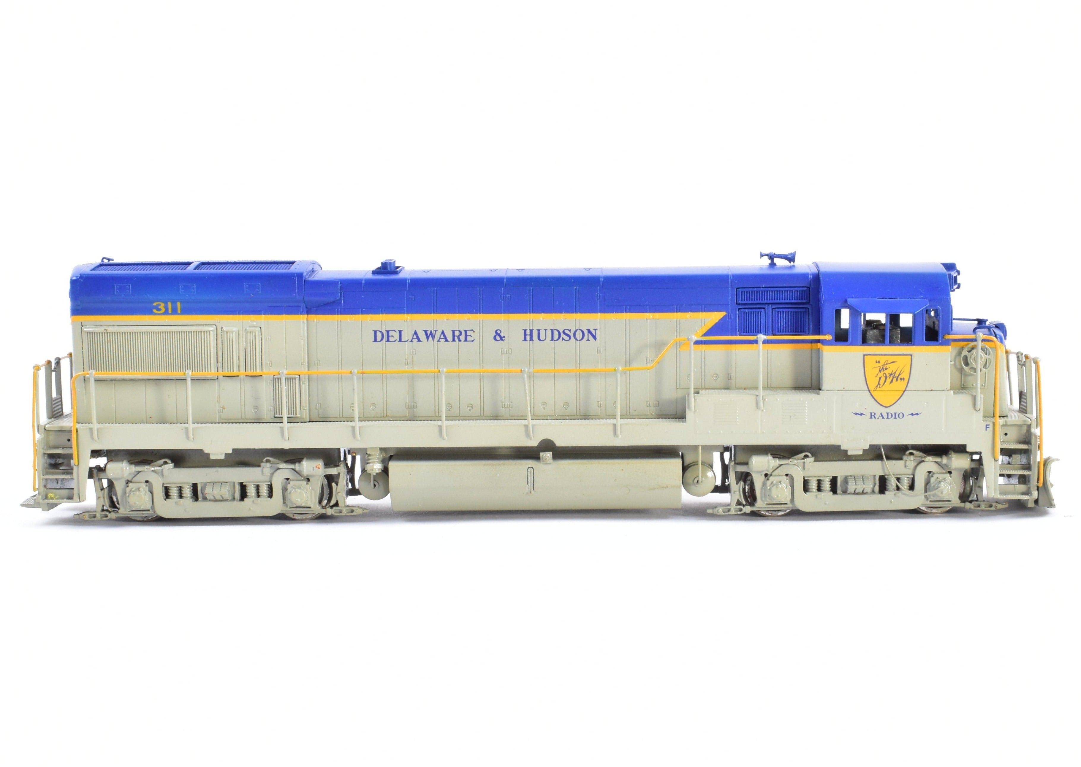 Custom Painted HO Brass Delaware & Hudson GE U-30B 3000 HP Road Switcher No. 311