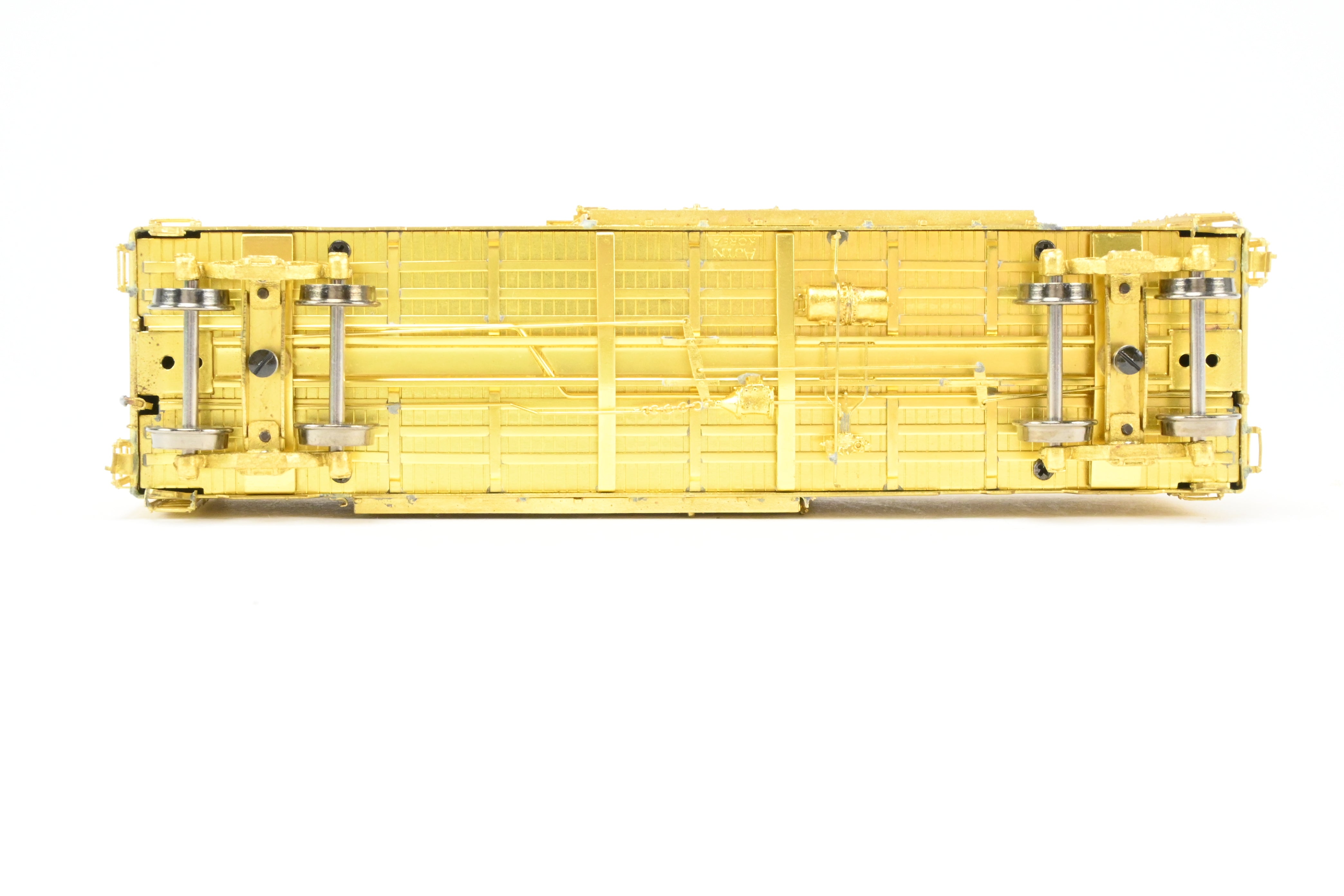 HO Brass OMI PS-1 Box Car by Overland Models with 8' Doors