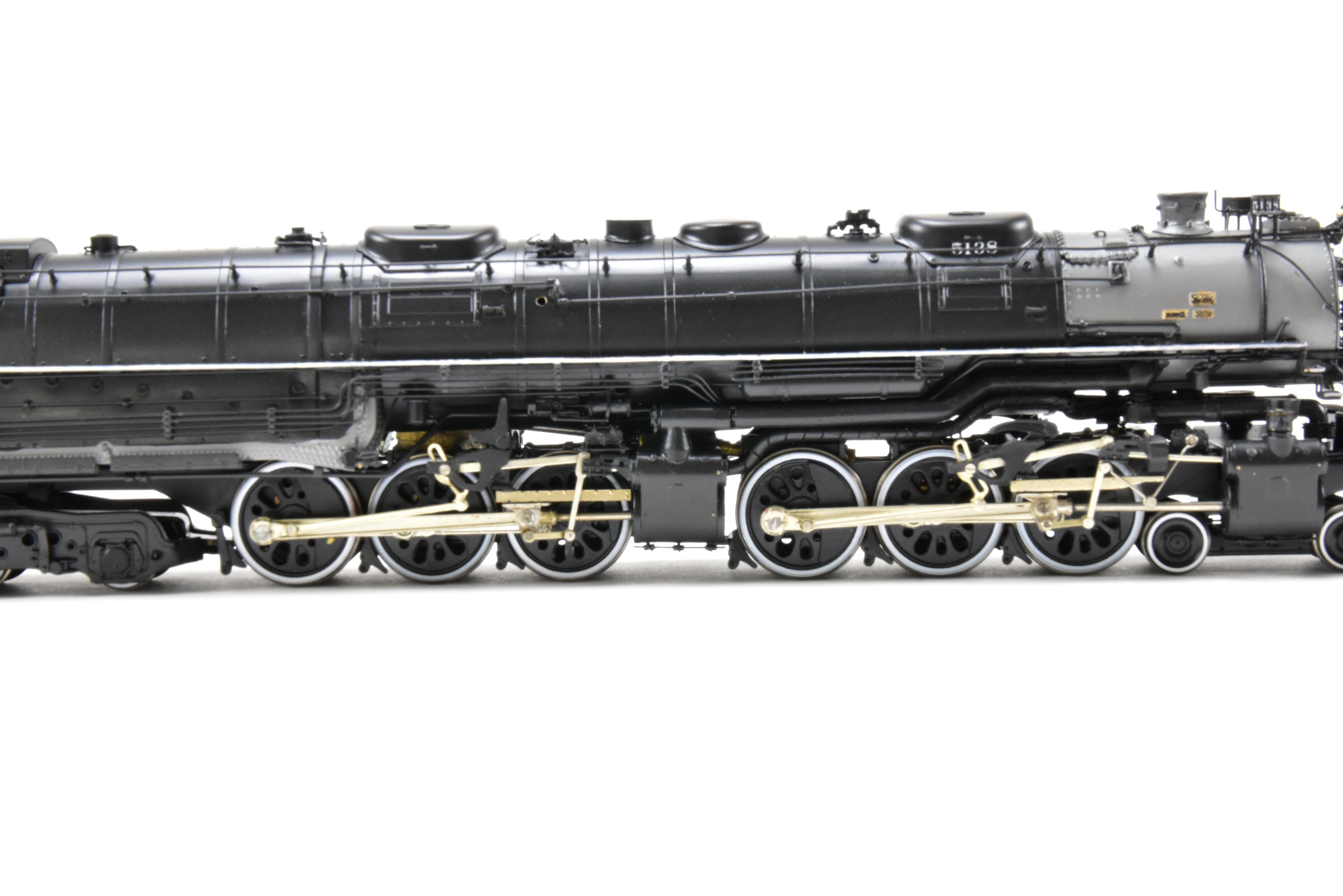 HO Classic Pro - Painted Northern Pacific Z - 8 Challenger Brass Key Imports #5138