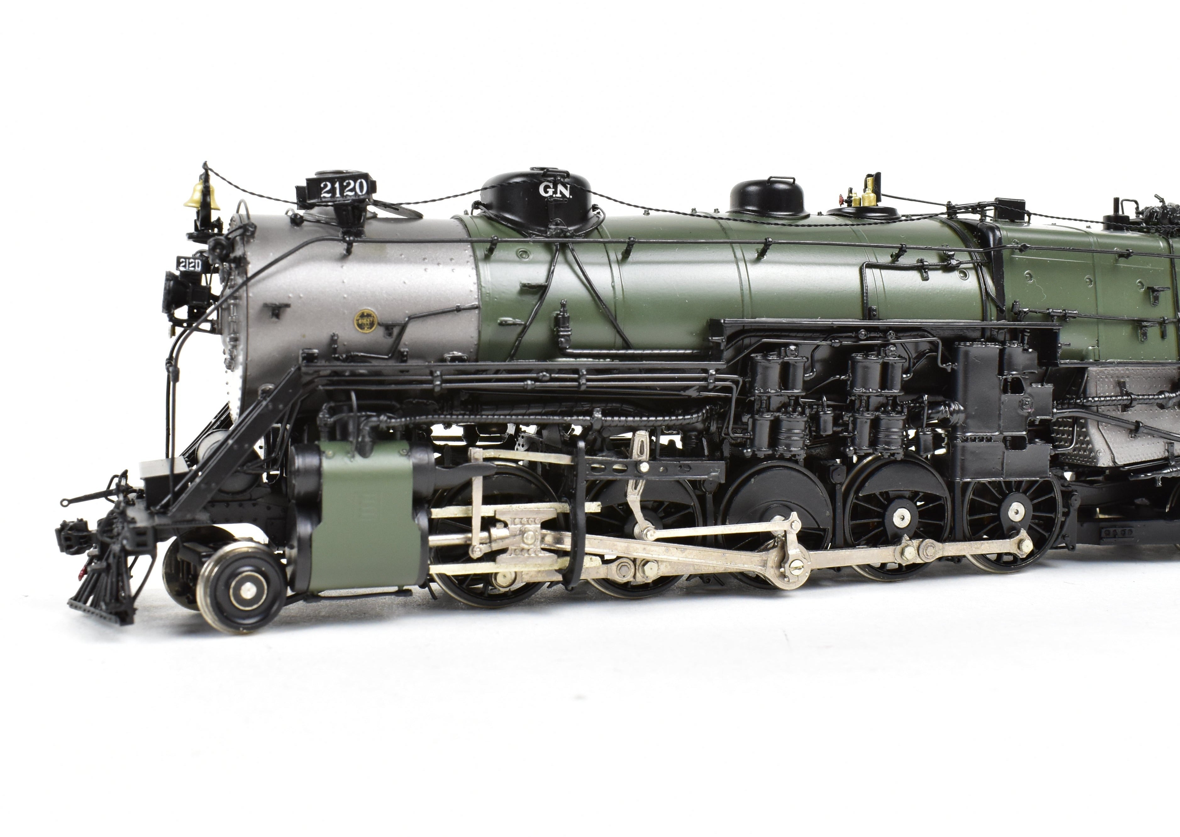 HO Scale Brass Locomotive - Challenger Imports GN - Great Northern Q - 1 2 - 10 - 2 No. 2120 FP Glacier Park Model