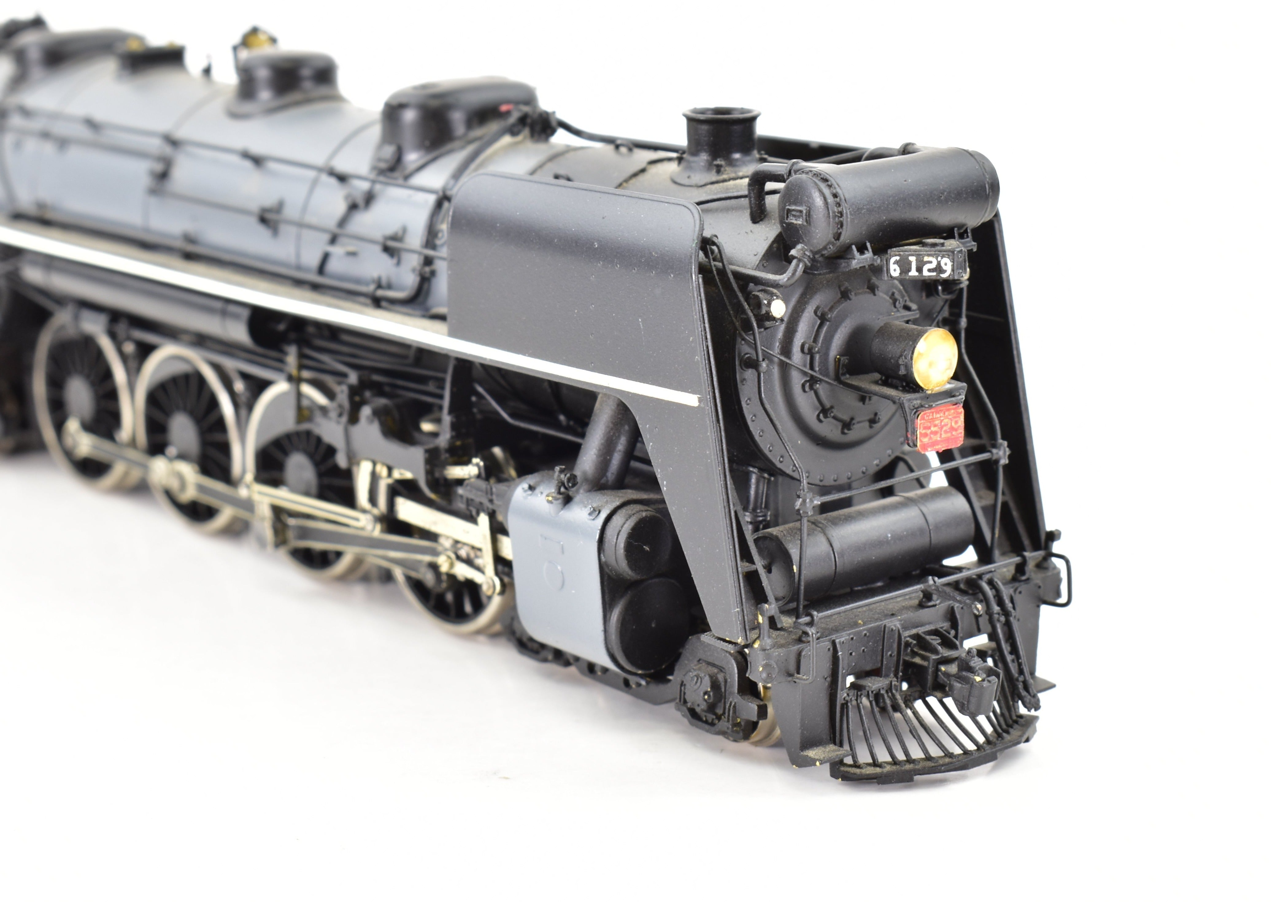 HO Scale Brass Van Hobbies CNR U-2b,c 4-8-4 Pro-Painted Locomotive #6129