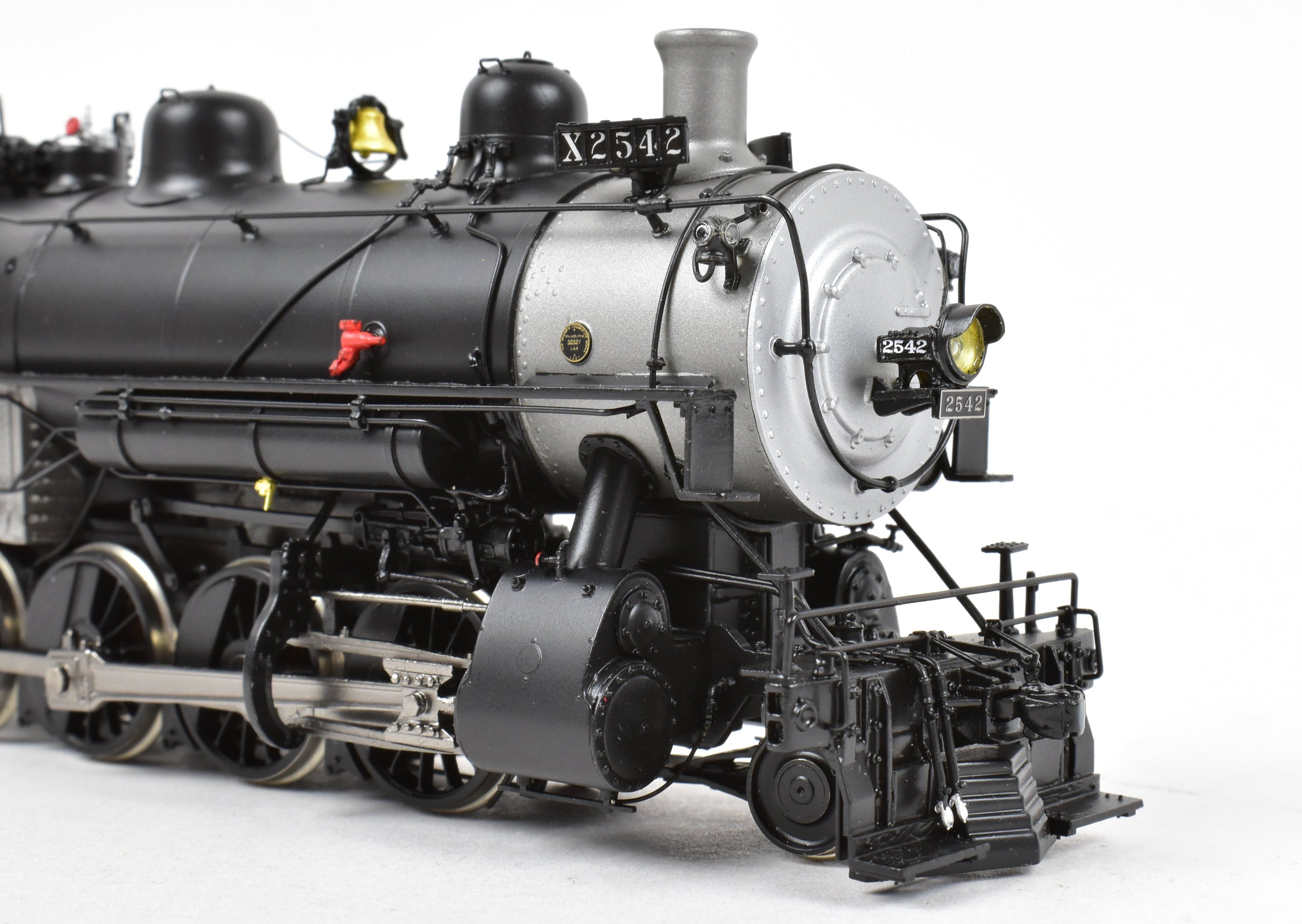 HO Scale Brass Steam Locomotive - Challenger Imports SP - Southern Pacific Class C - 9 2 - 8 - 0 Front Pilot Engine #2542