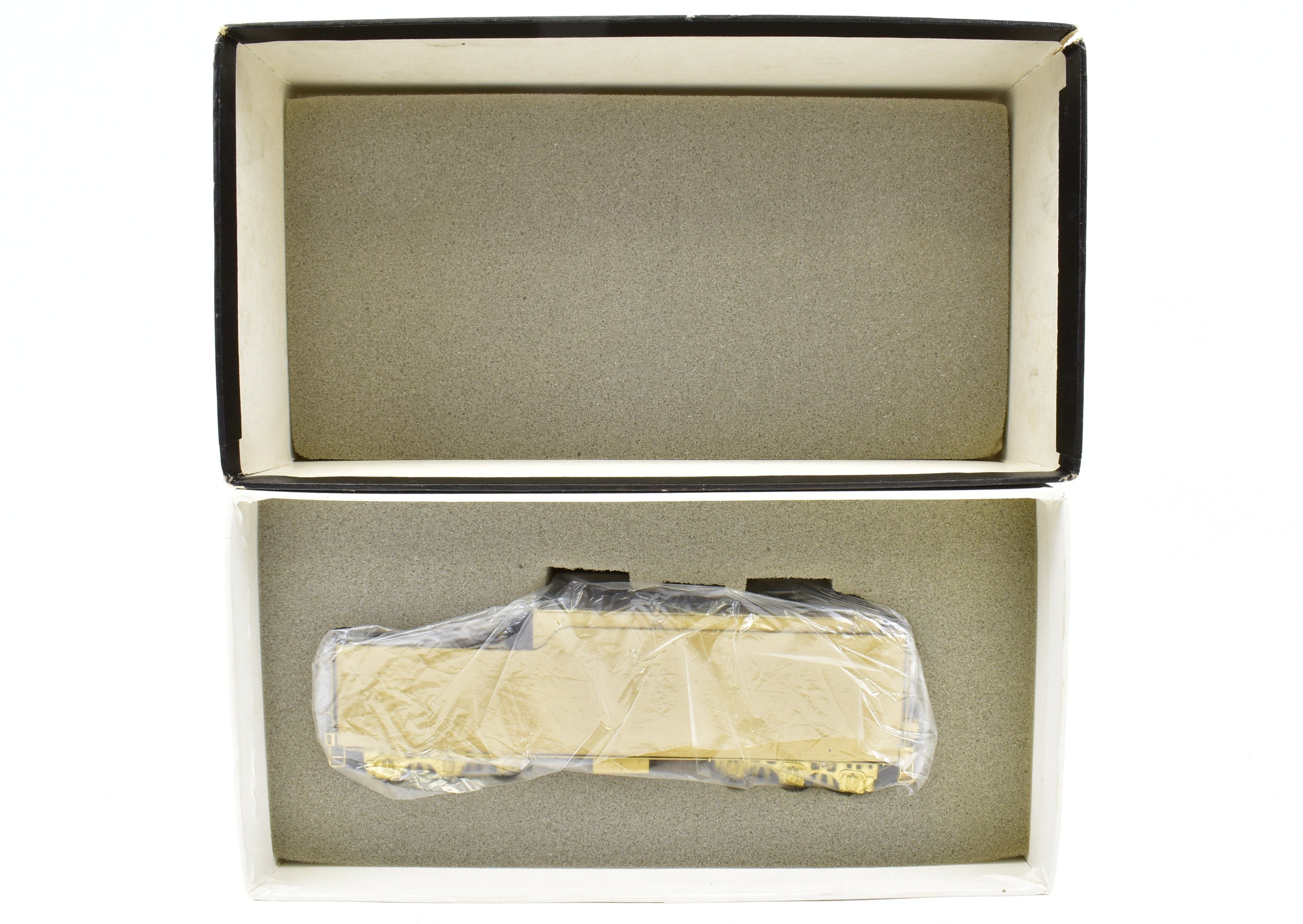 HO Scale Brass Hallmark Models ATSF - Santa Fe 5000 Series 2-10-4 Madame Queen Tender Only Model for Railway Enthusiasts