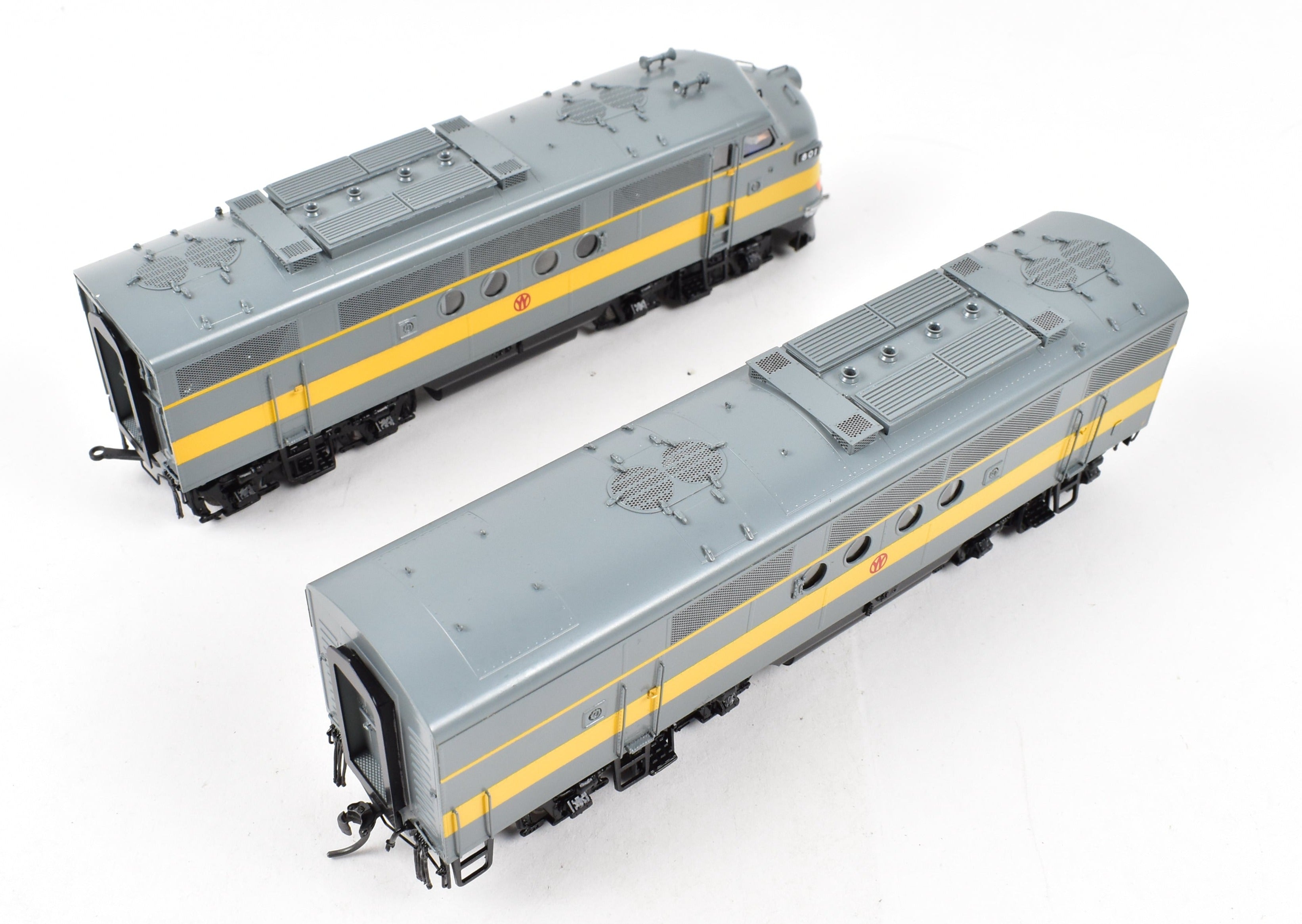 HO Scale Brass Model Train - Division Point NYO&W (New York, Ontario & Western) EMC FTA/B Set, Factory Painted, No. 801, Limited Edition
