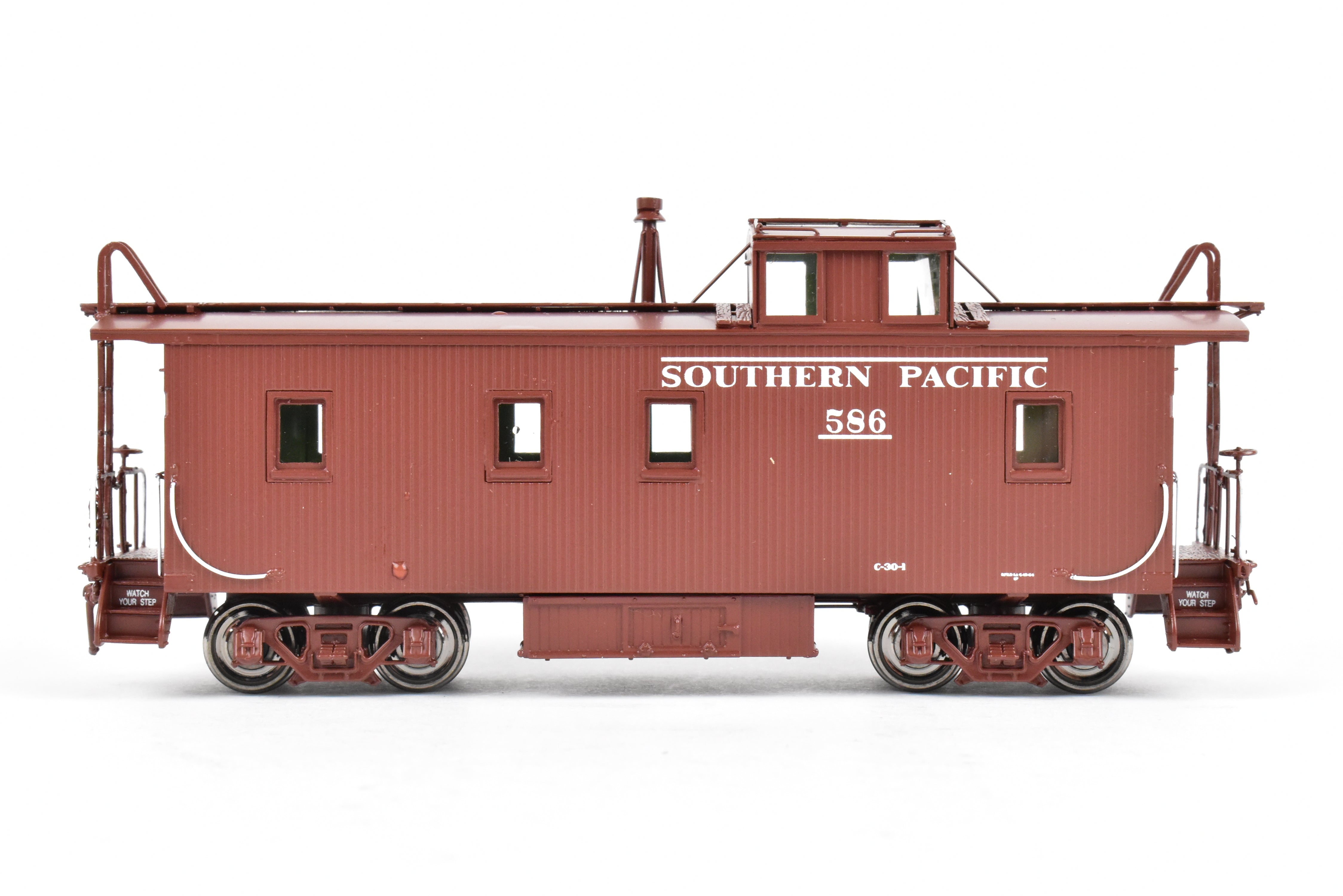 HO Scale Brass Model Train - Southern Pacific Wood Side Caboose, Straight Side Cupola Class C - 30 - 1 FP No. 586 by Challenger Imports