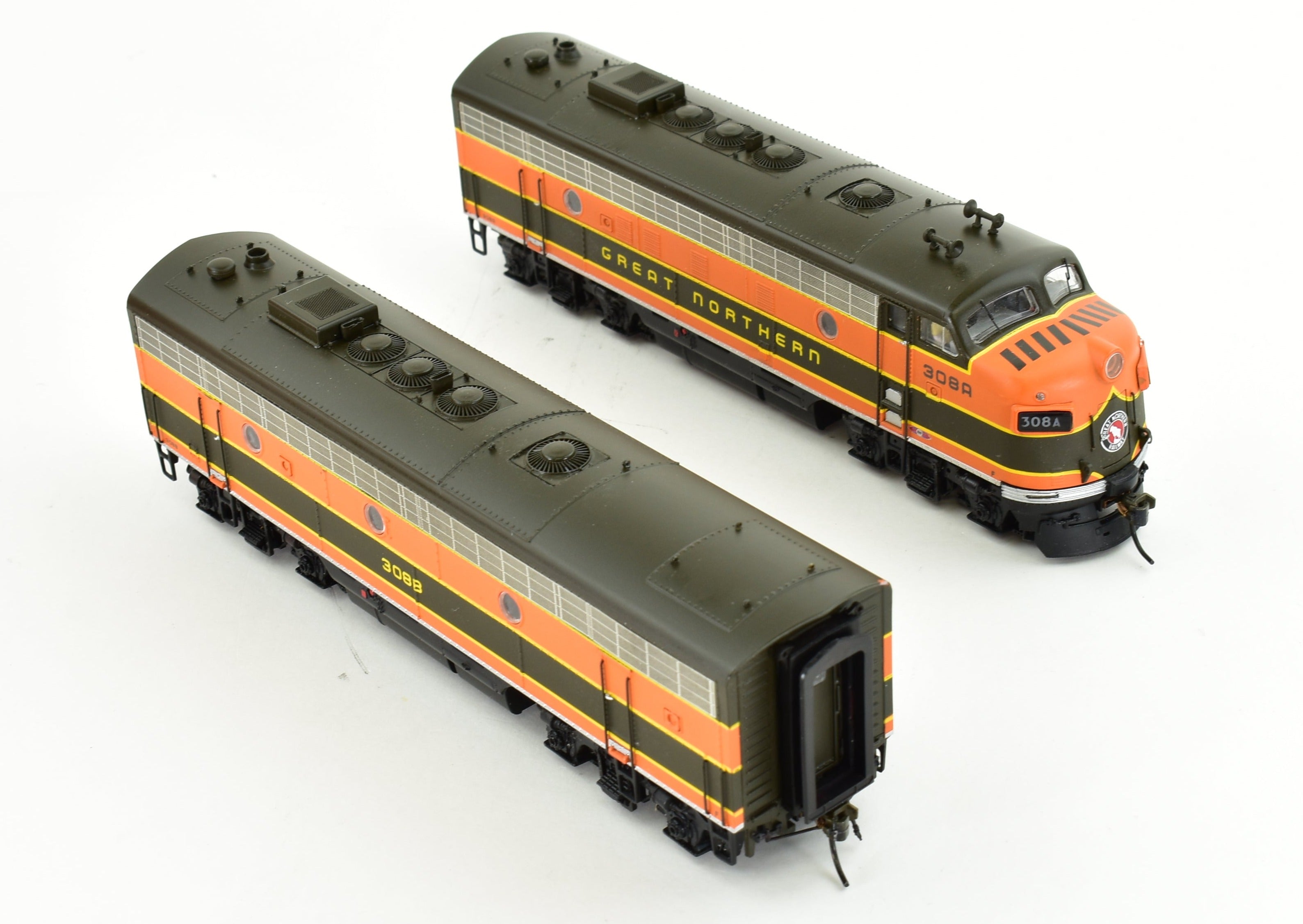 Broadway Limited Imports GN Great Northern EMD F7A/B Set with QSI DCC & Sound