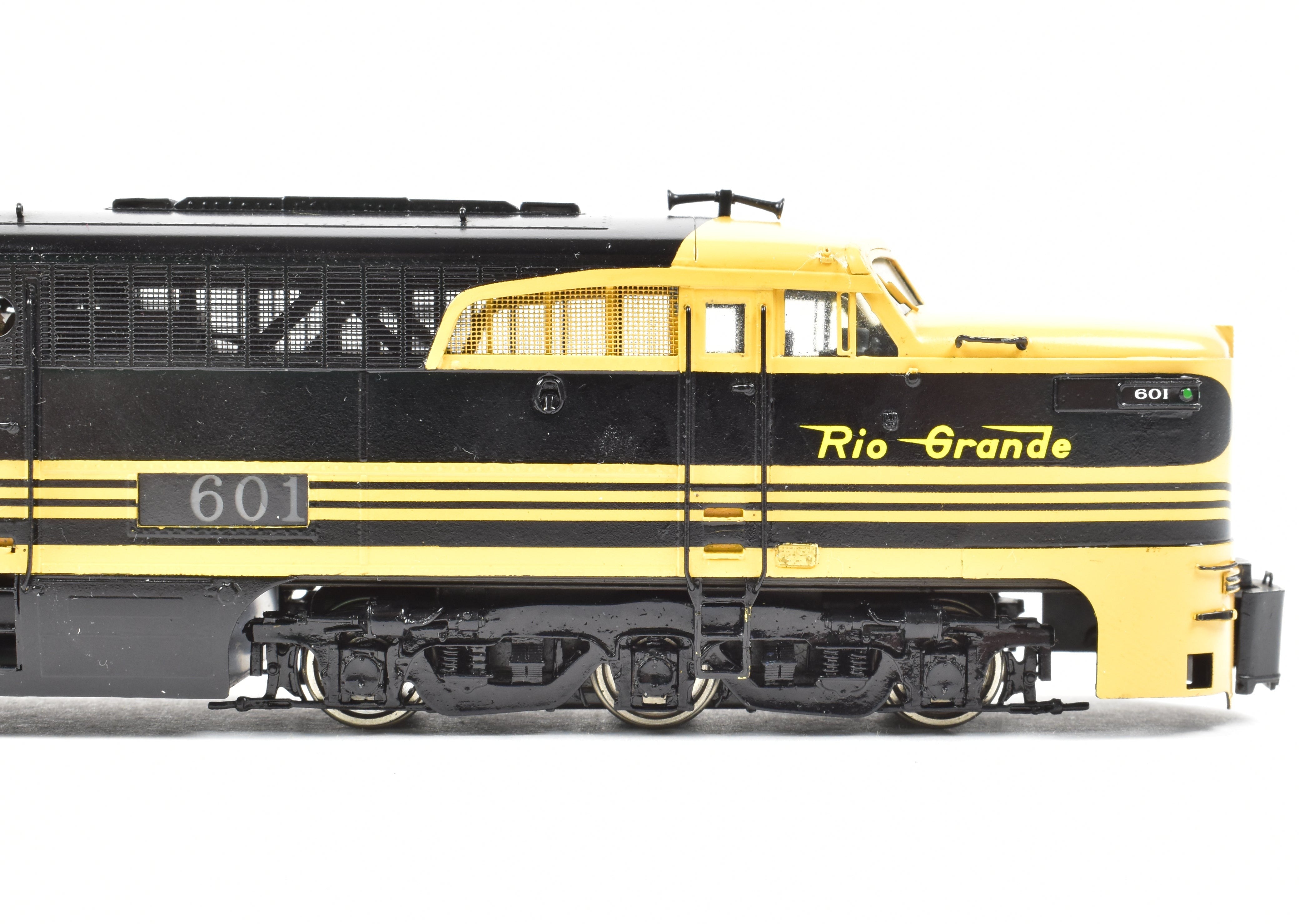 HO Scale Brass Model Train Key Imports D&RGW - Denver & Rio Grande Western Alco PA A/B/A Set Locomotive in Black and Yellow Color Scheme