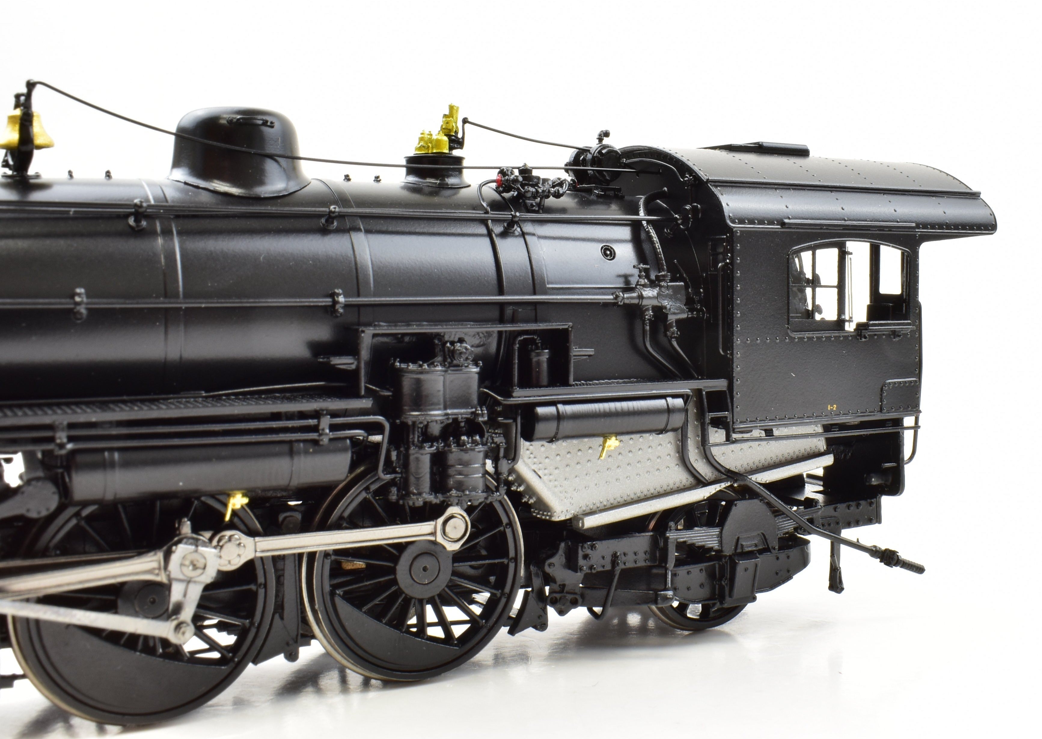 HO Scale Brass Crown Custom Imports NH - New Haven I-2 4-6-2 Pacific Locomotive with ATS on Pilot and Factory Painted Finish