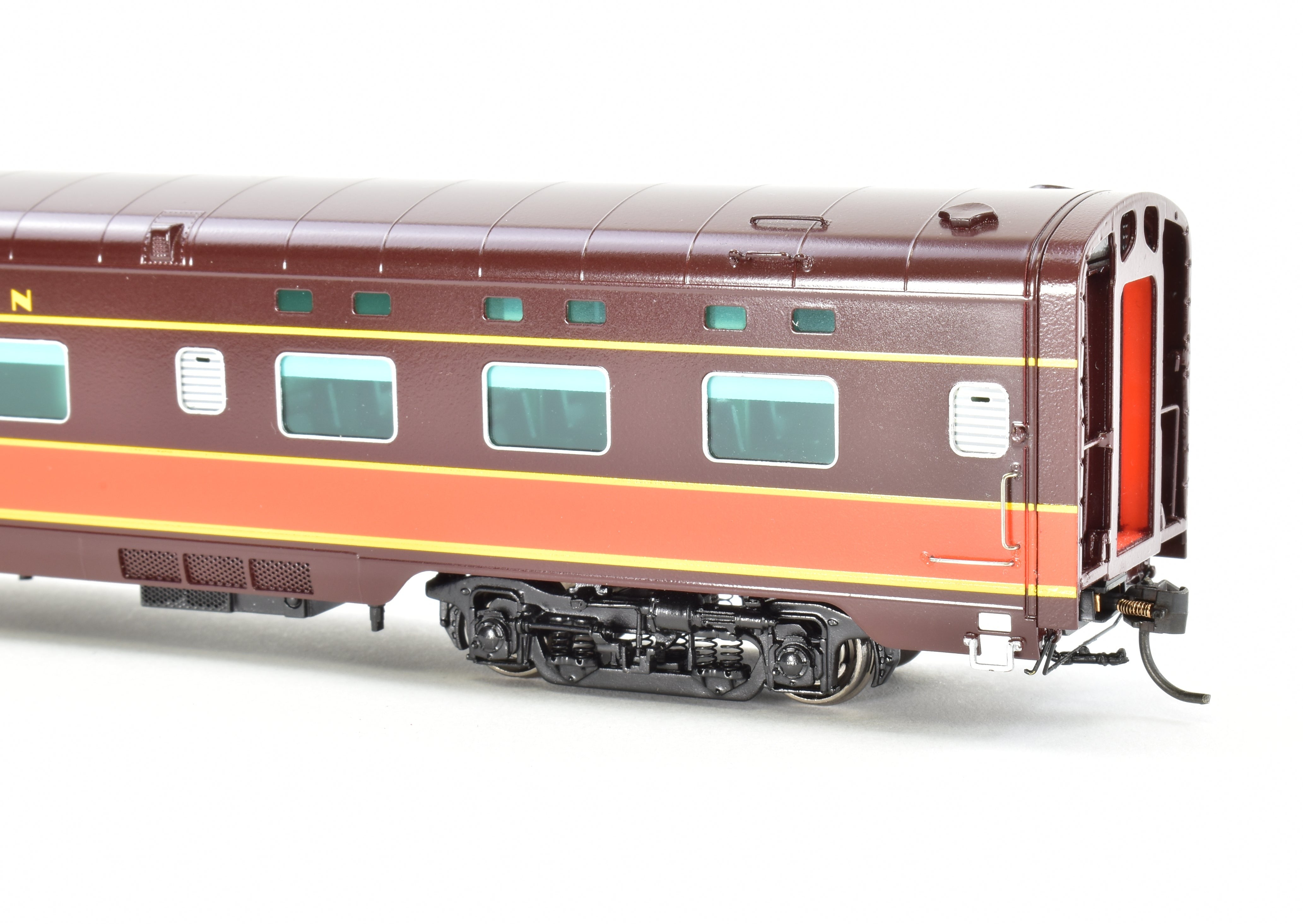 HO Scale Brass Model Train Set - Railway Classics Illinois Central 1942 Panama Limited 10-Car Set with EMD E6 AA Set F/P, Featuring ESU DCC & Sound System