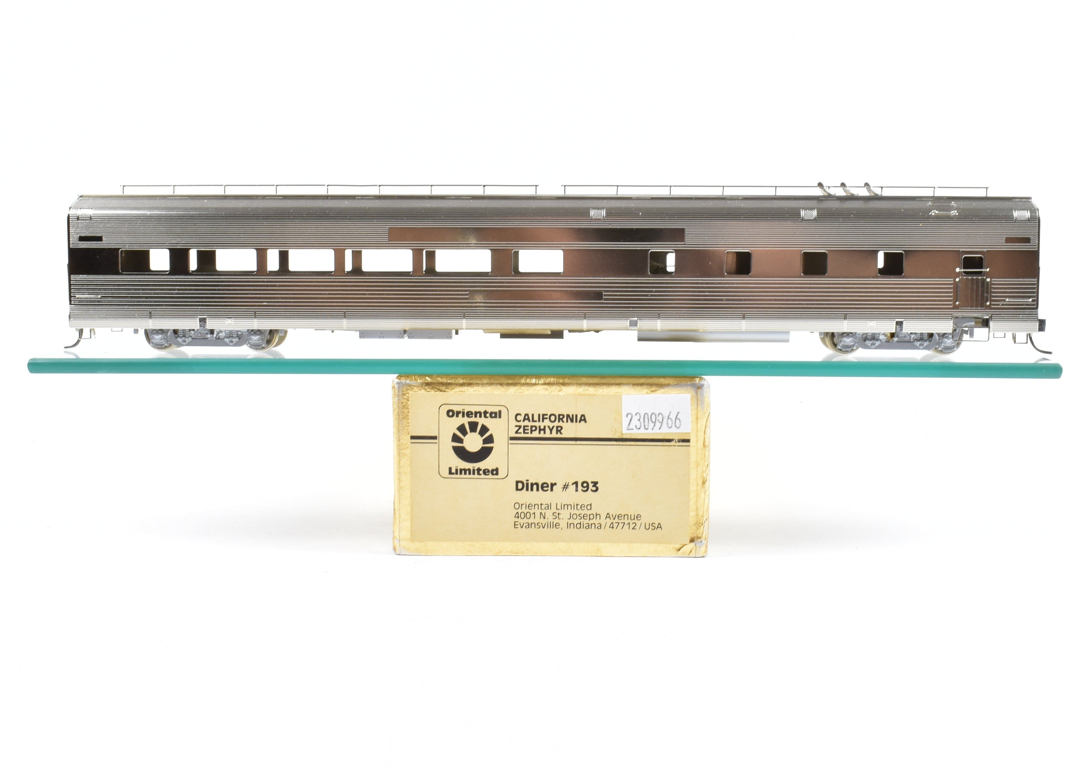 HO Scale Brass Model of Oriental Limited CB&Q/D&RGW/WP California Zephyr Diner for Model Trains