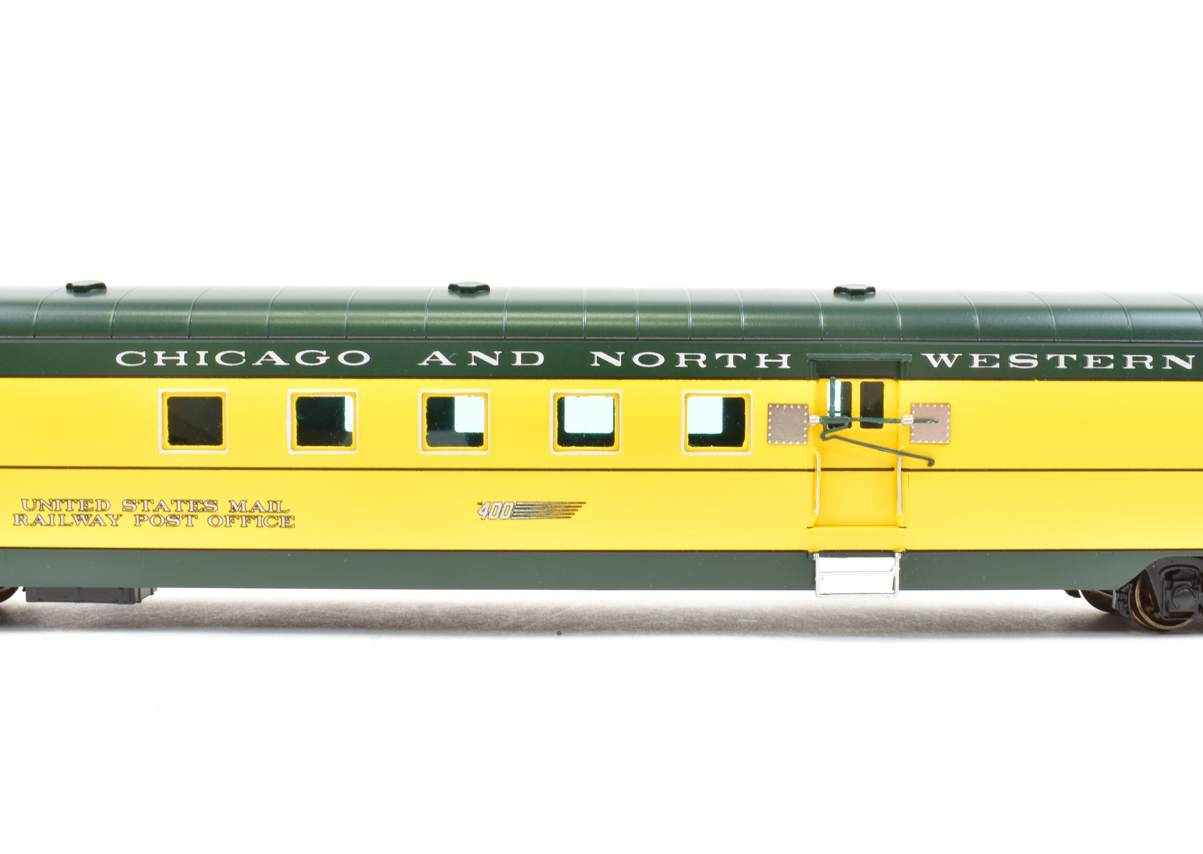 HO Brass C&NW Chicago and North Western 400 60' Mail RPO Baggage Car #8200