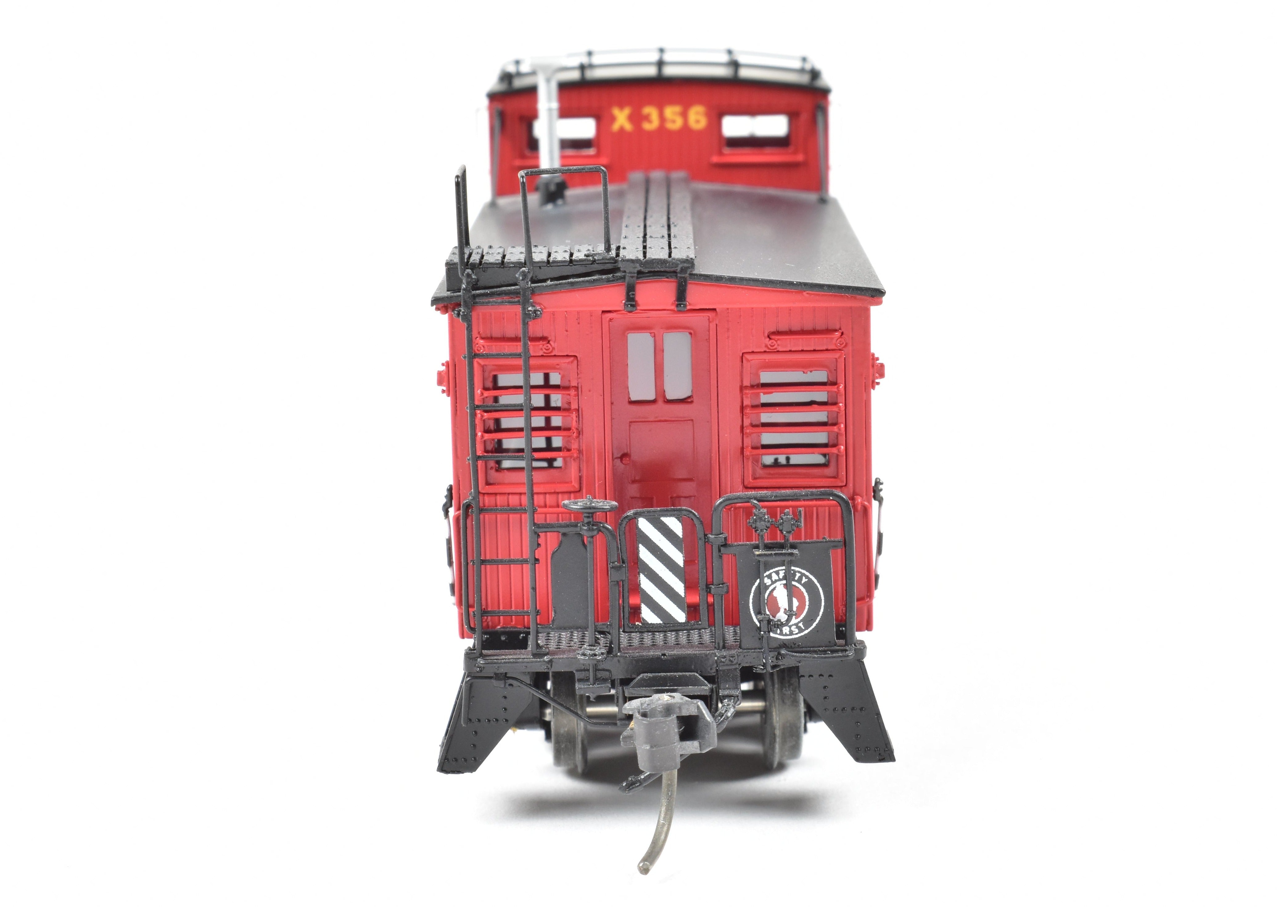 HO Scale Brass Challenger Imports Great Northern 25' Wood Caboose, Later Version X356