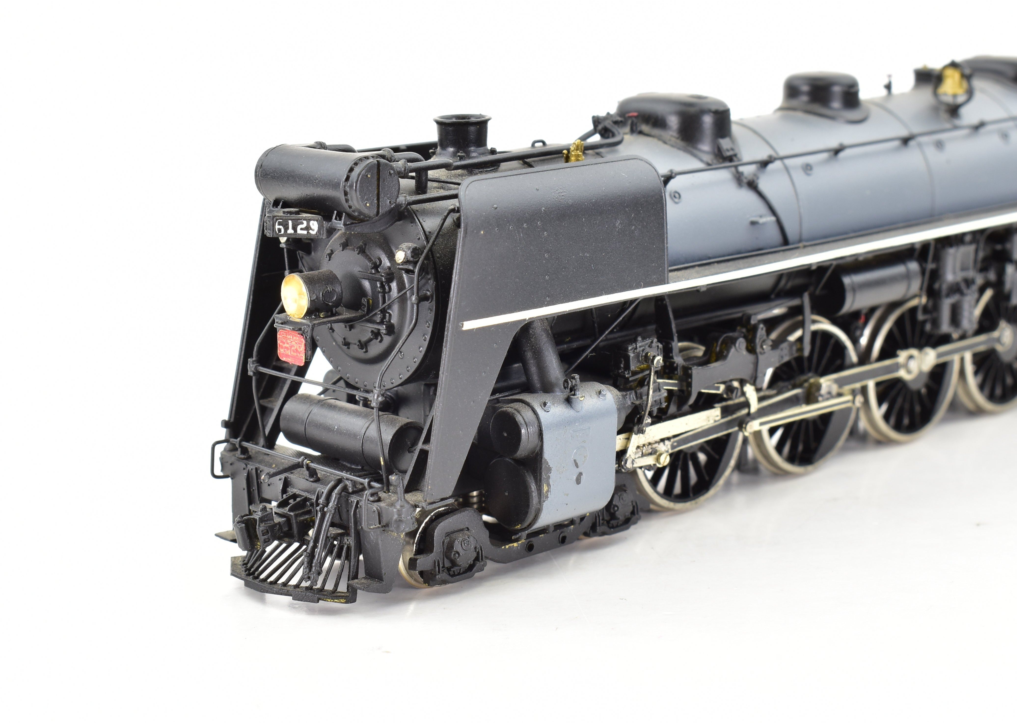 HO Scale Brass Van Hobbies CNR U-2b,c 4-8-4 Pro-Painted Locomotive #6129