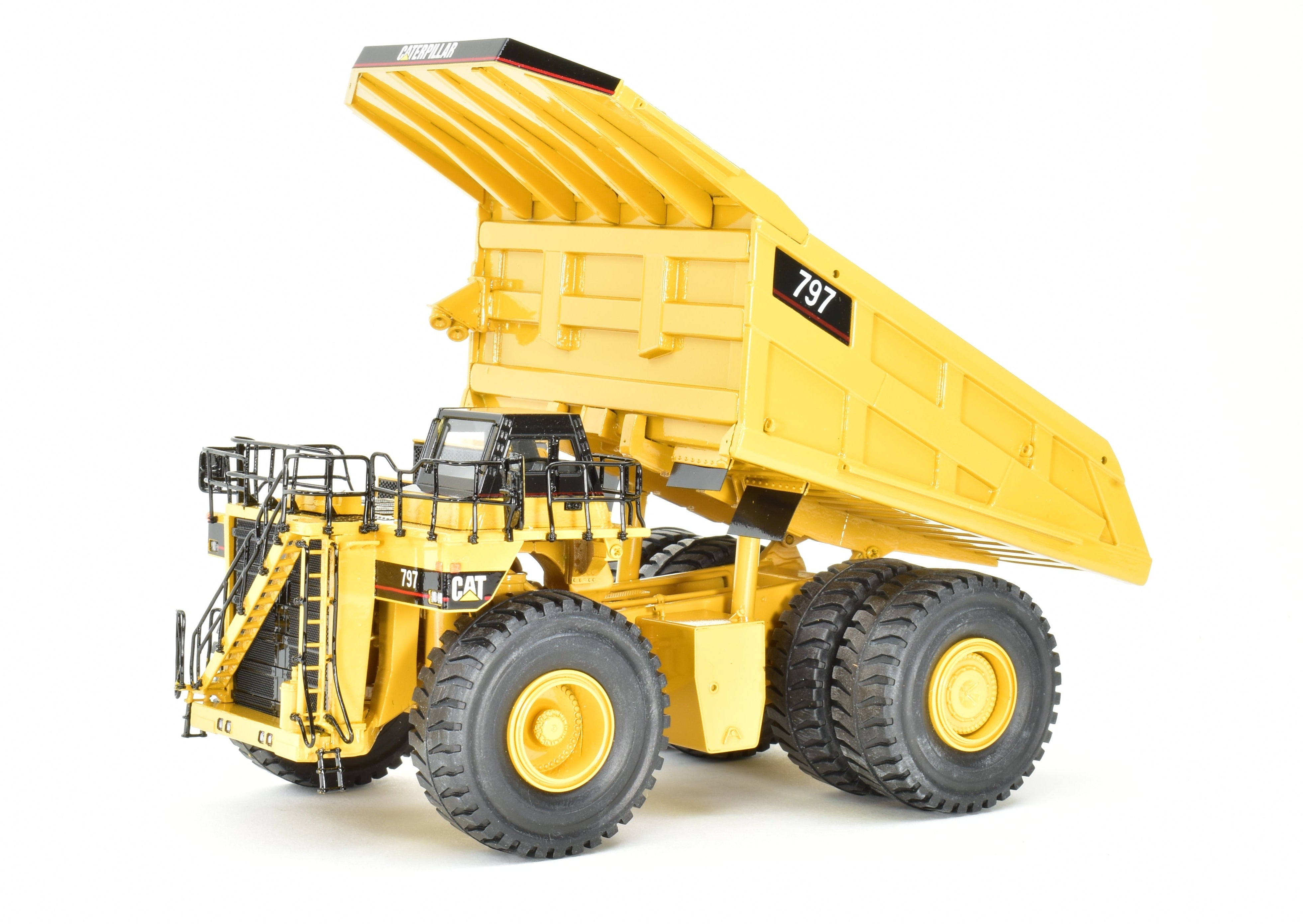 High - Quality HO Scale Brass Construction Caterpillar 797 Mining Truck Model by CCM