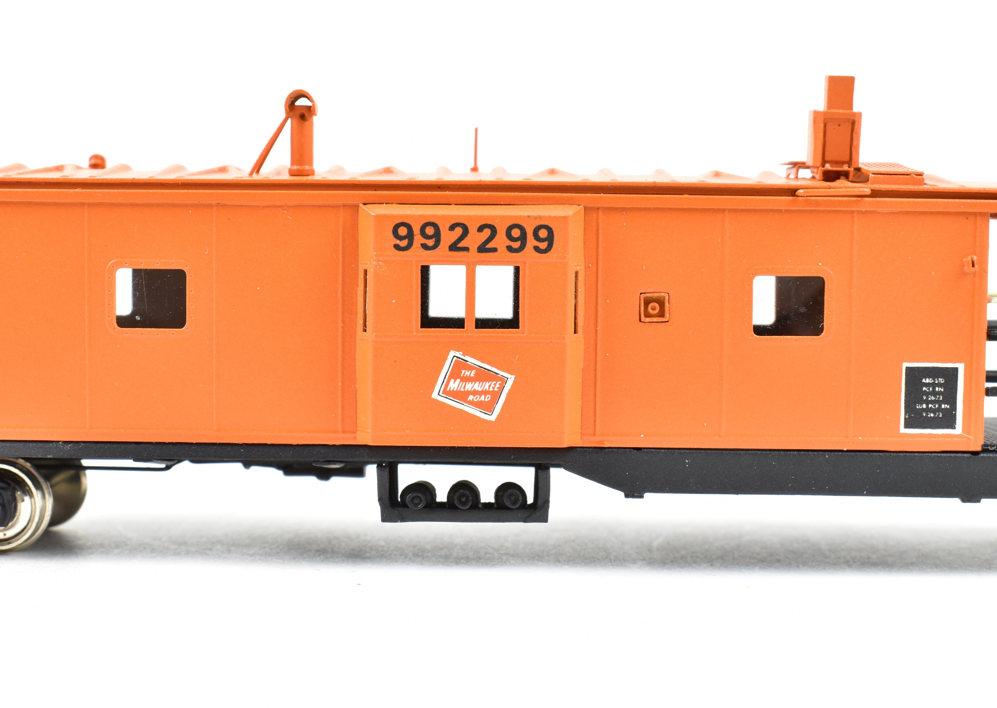 HO Scale Brass OMI - Overland Models, Inc. Milwaukee Road Bay Window Long Caboose Professionally Painted Model Train Car