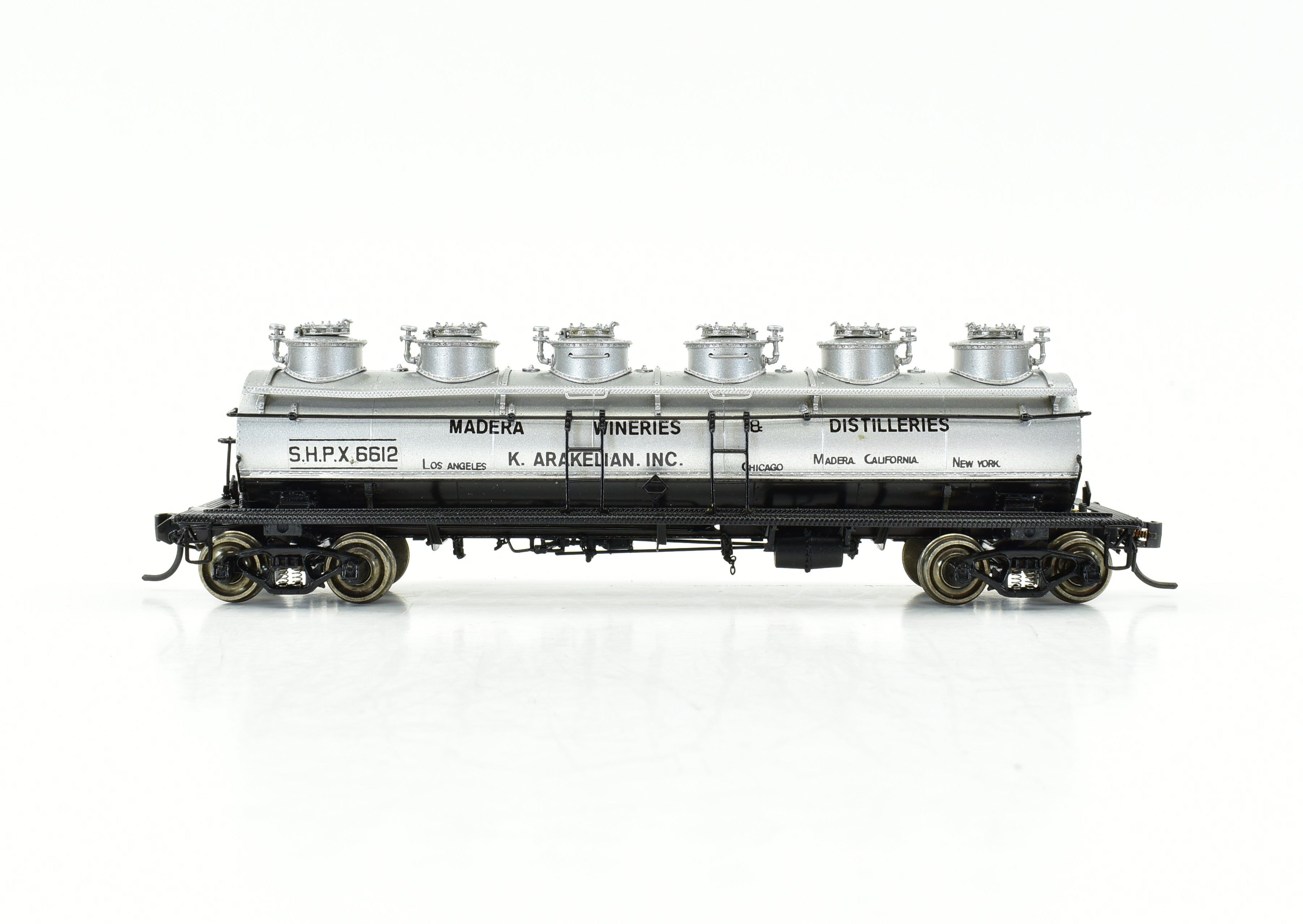 1992 HO Brass Precision Scale Co. G.A.T.X. Madera Wineries 6 Dome-Wine Tank Car