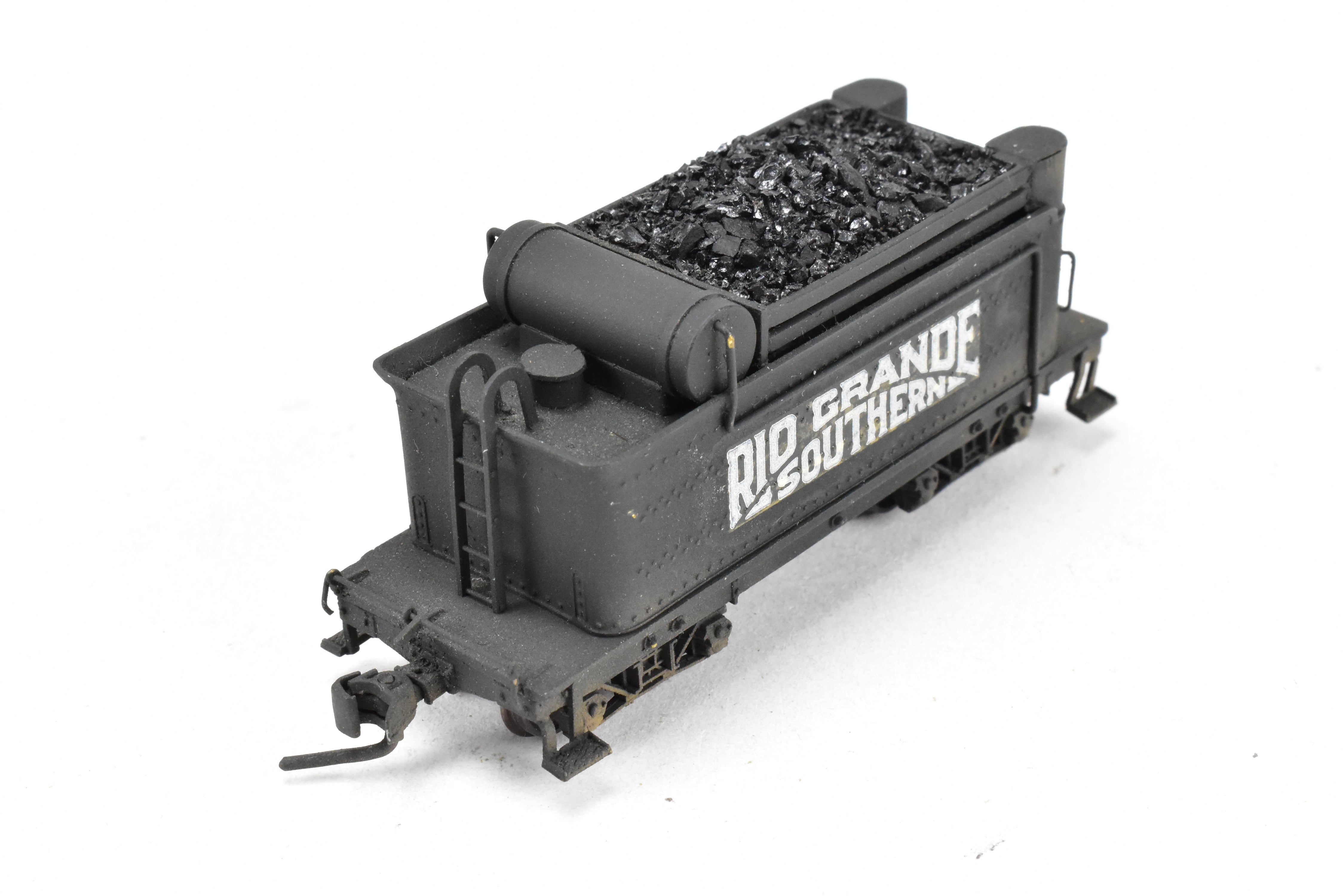 HOn3 Scale Brass Balboa Model Train - Rio Grande Southern C - 19 #40 2 - 8 - 0 Locomotive with Light Weathering and Added Details