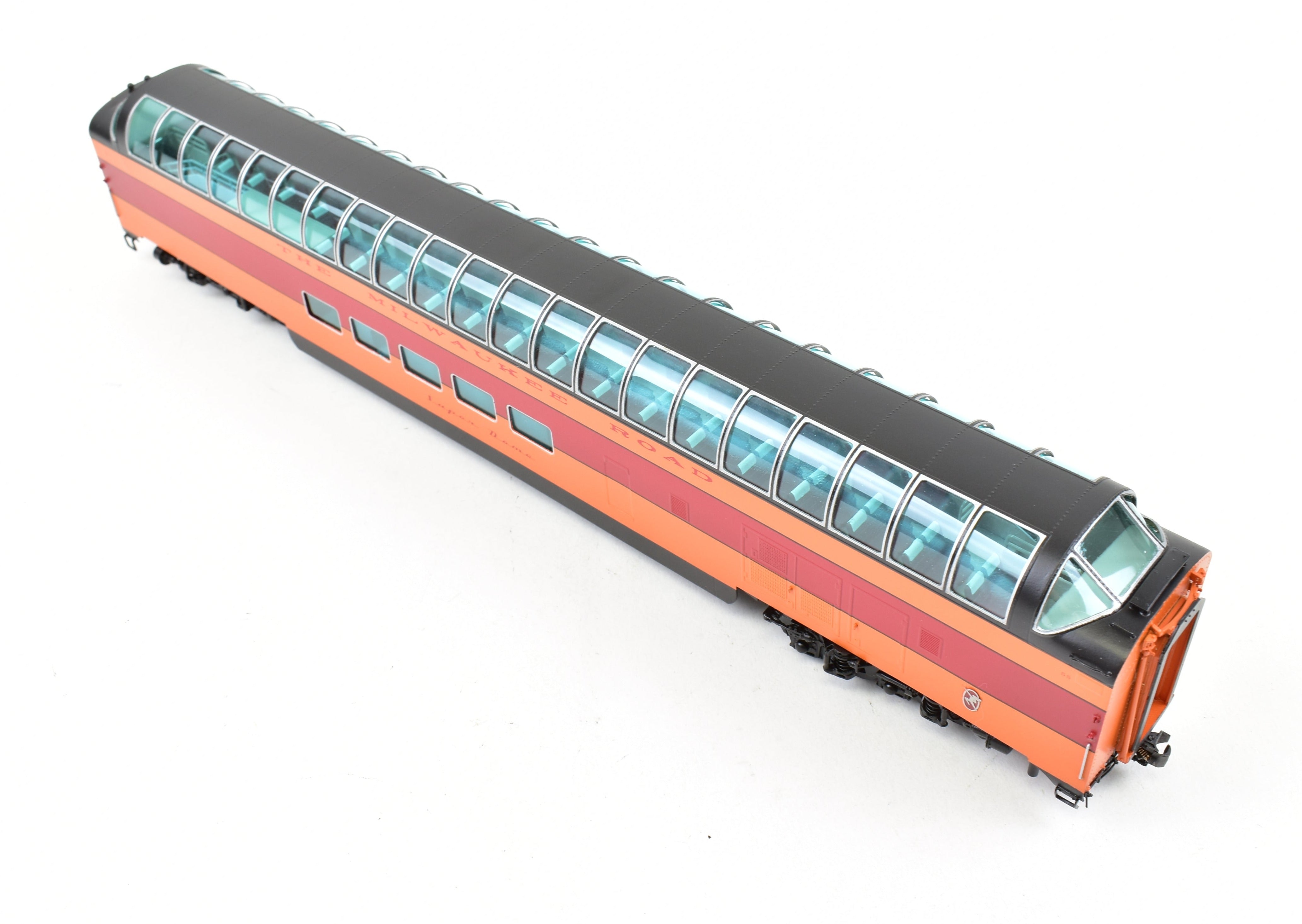 High - Quality HO Scale Brass Railway Classics Model of MILW - Milwaukee Road Super Dome Factory Painted with Road Number 55