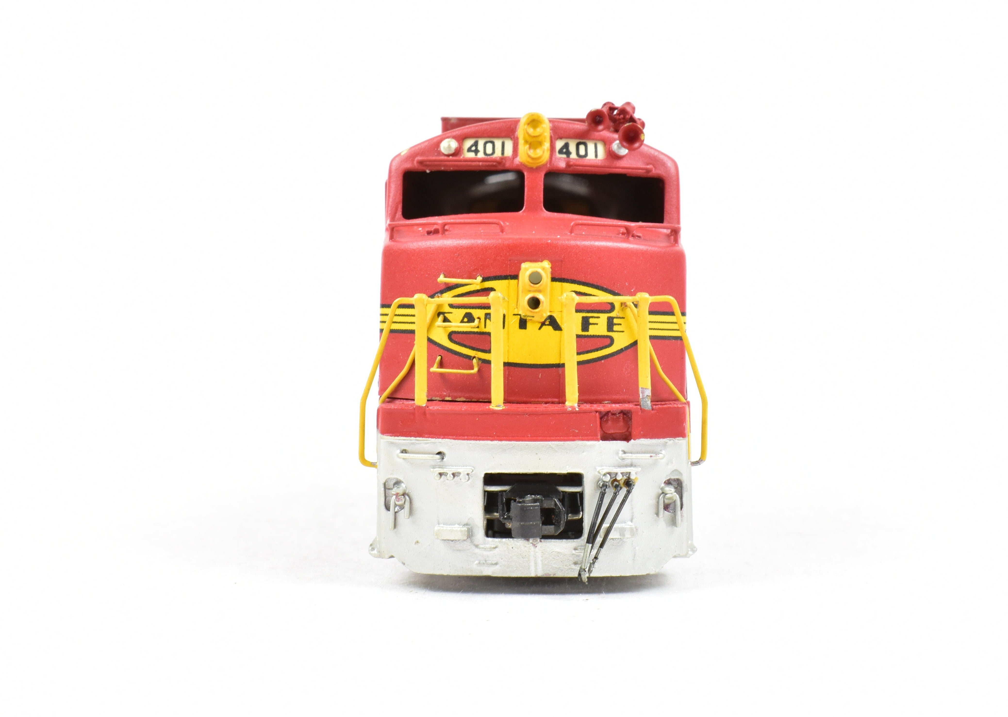 HO Scale Brass Hallmark Models ATSF - Santa Fe GE U30CG Cowl Passenger Diesel Locomotive with Custom Painting and Detailing