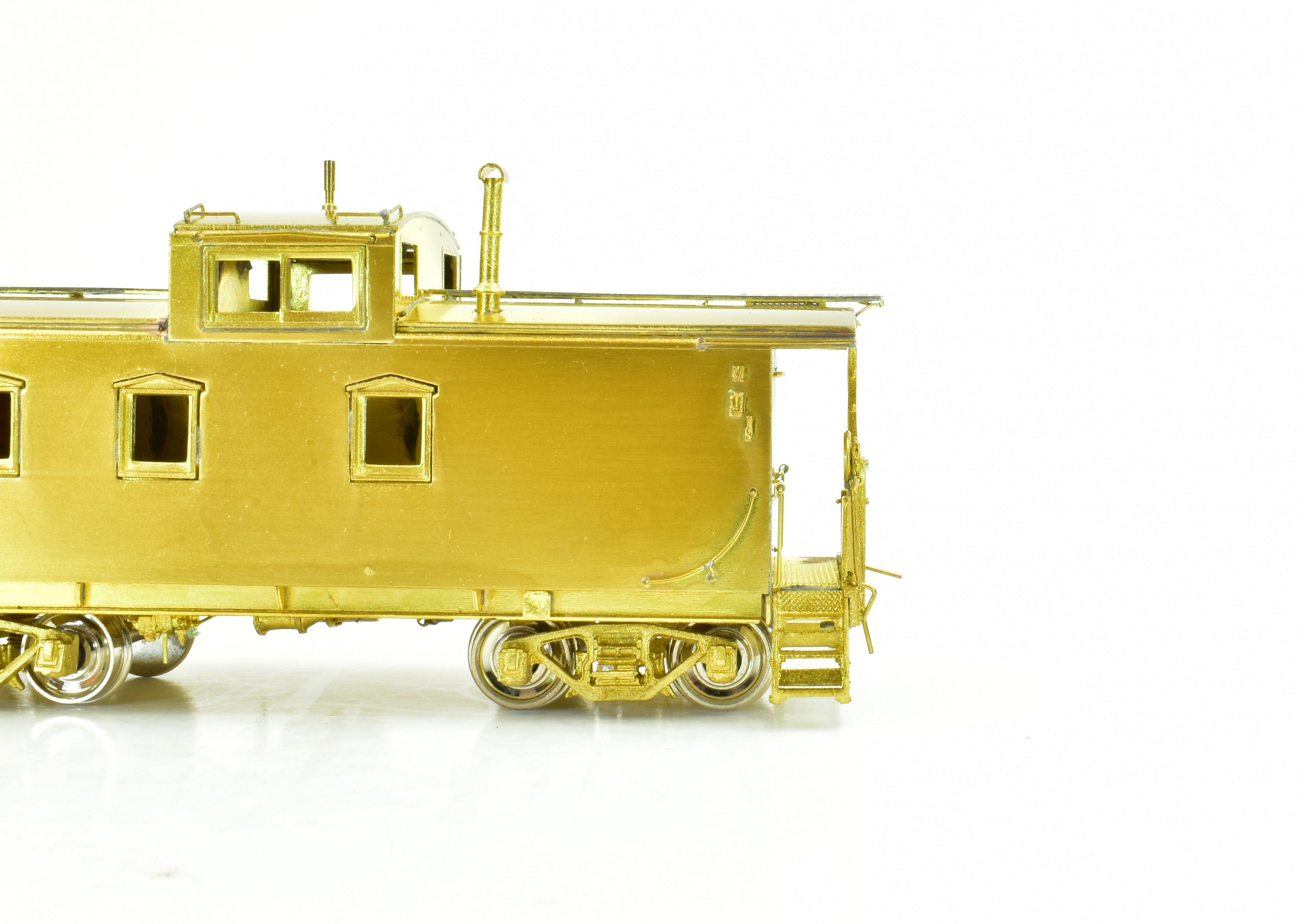 HO Scale Brass Caboose by OMI - Overland Models, Inc., Representing DL&W - Delaware Lackawanna & Western #861 - 910