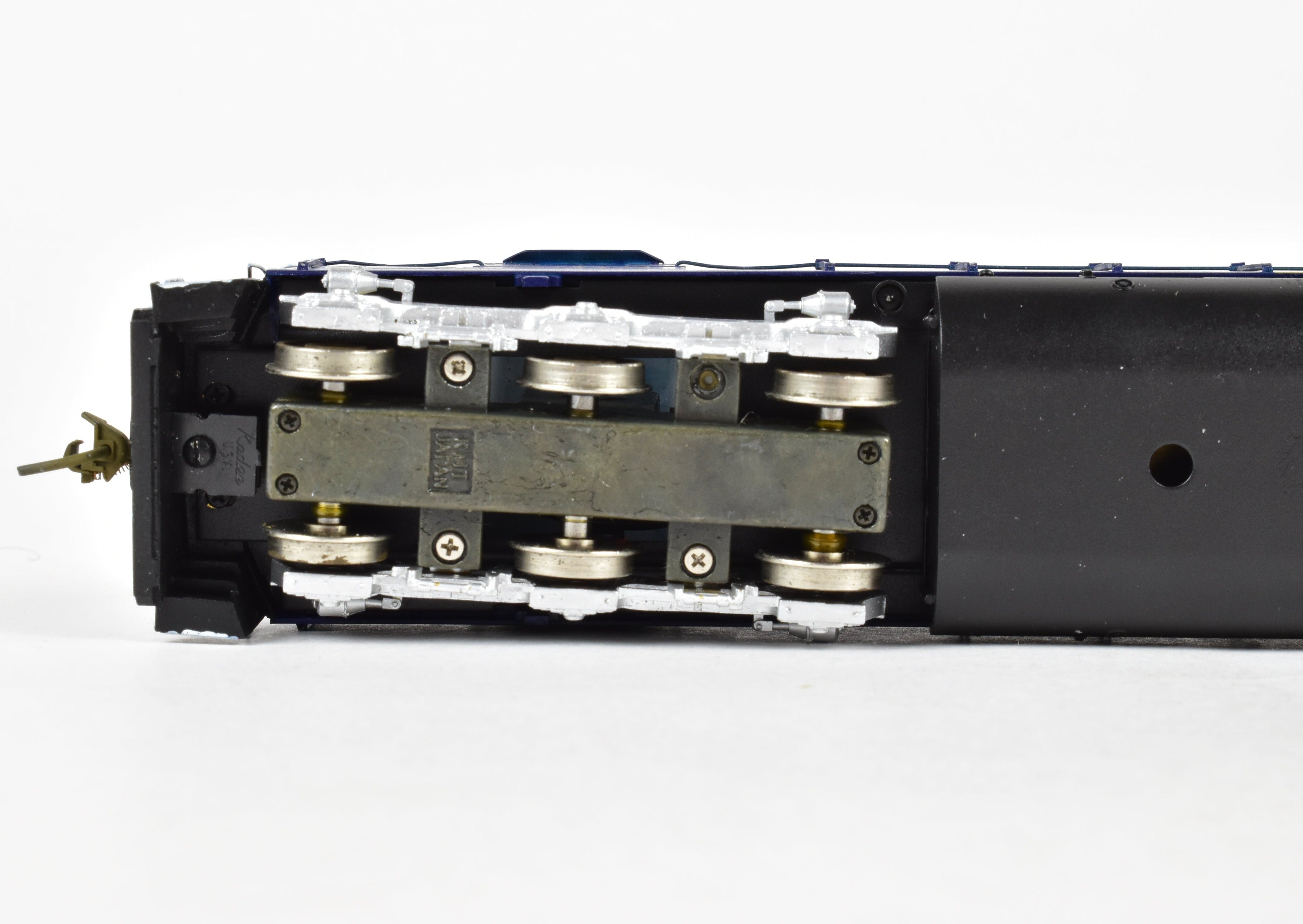 HO Scale Brass Hallmark Models MPI - Motive Power International EMD SD45 Diesel Locomotive Standard Version with C/P No. 9018
