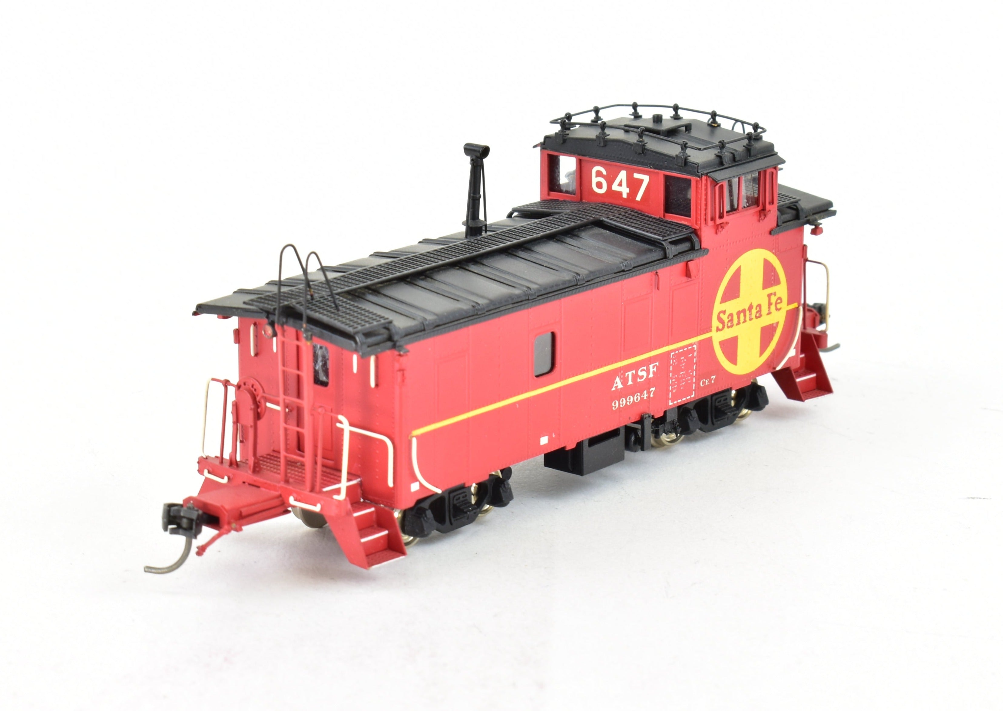 HO Scale Brass Oriental Limited ATSF - Santa Fe Modern Style Peaked Roof Caboose with Factory Painting for Model Trains