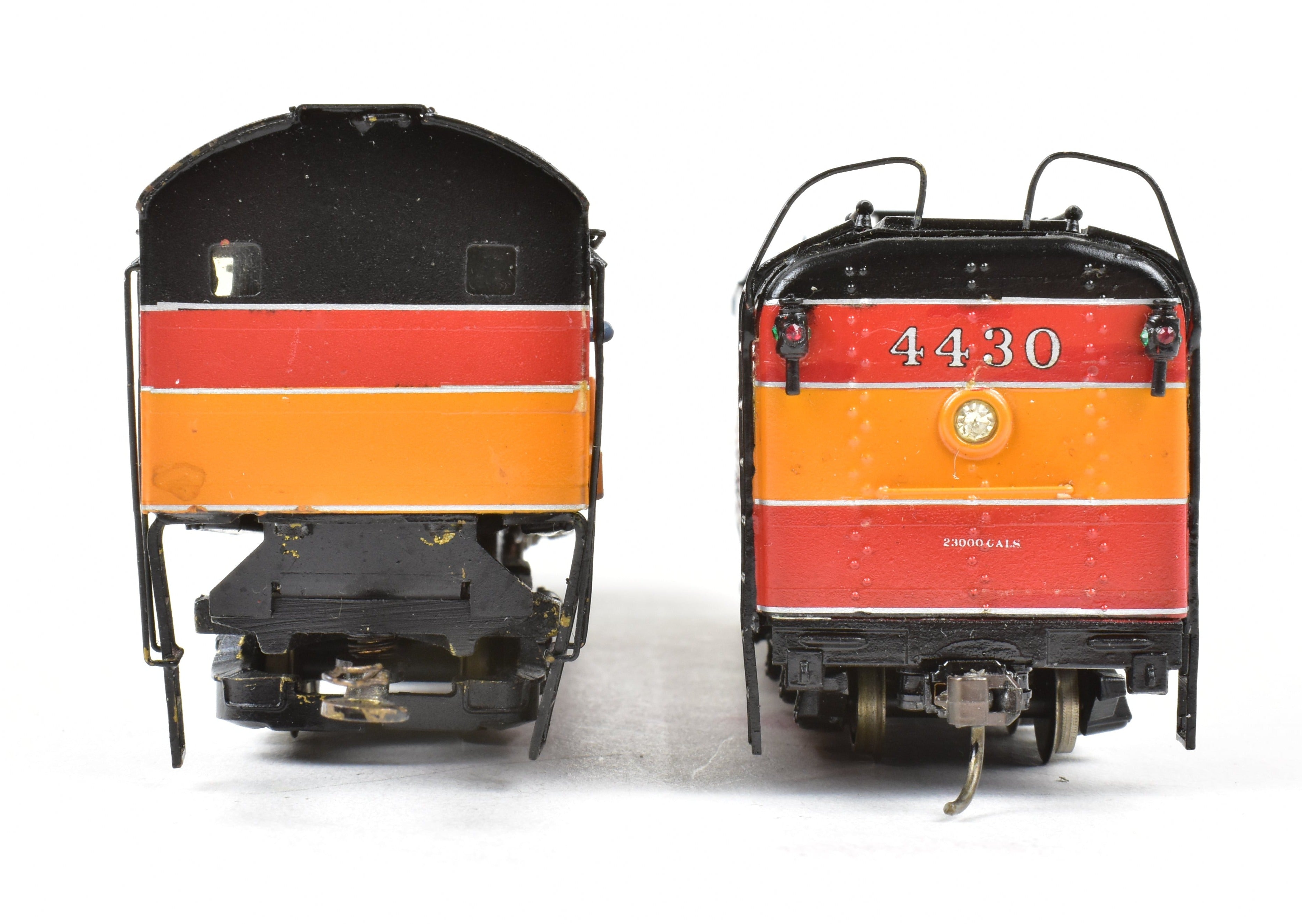 High - Quality HO Scale Brass Pacific Fast Mail (PFM) Model - United SP - Southern Pacific Class GS - 4 4 - 8 - 4 Locomotive with Custom - Painted Daylight Finish