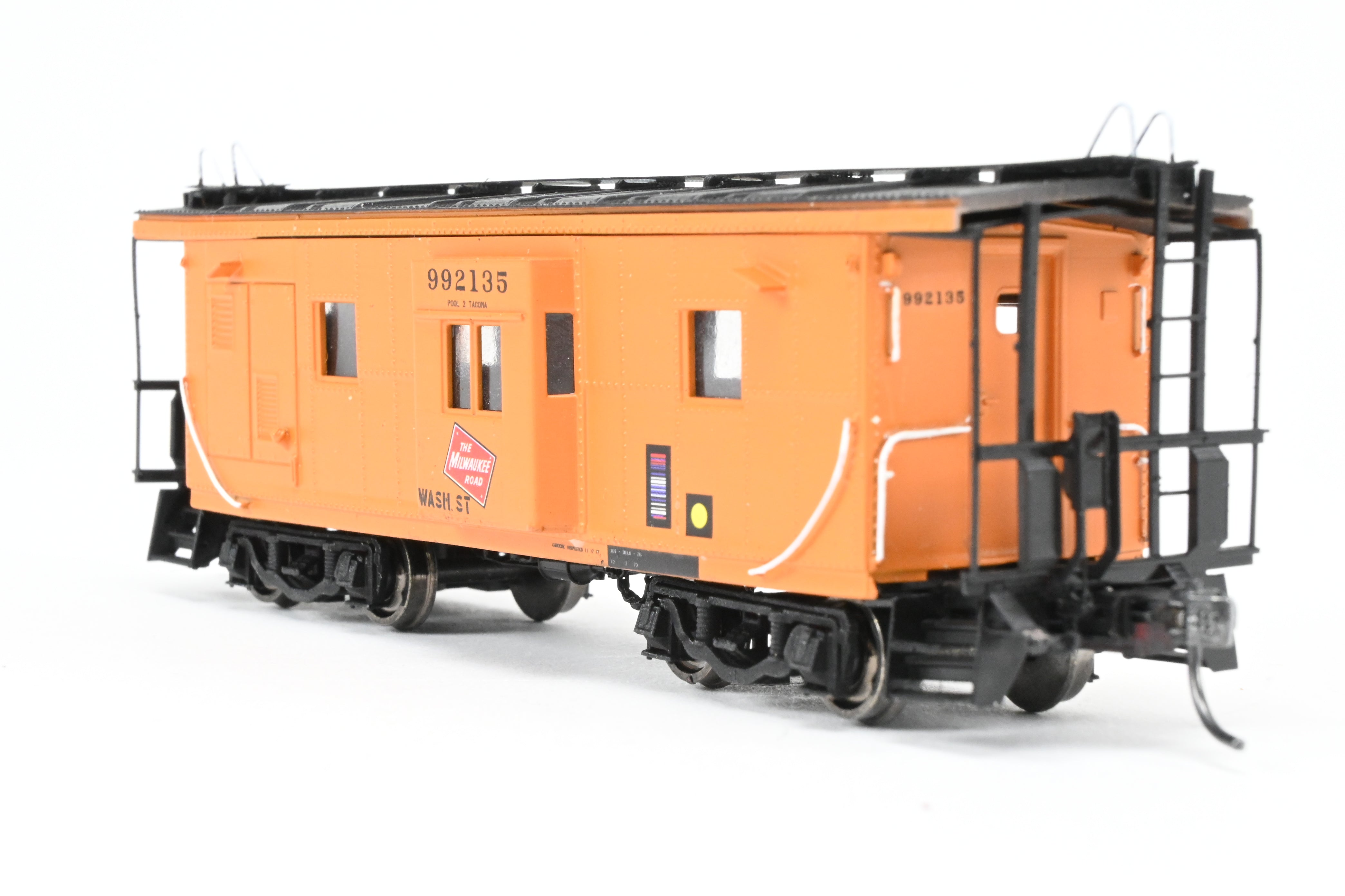 HO Scale Model Railroad - Custom Built 3D Printed Thrall Bay Window Caboose for Milwaukee Road with FP #992135 from Lines West