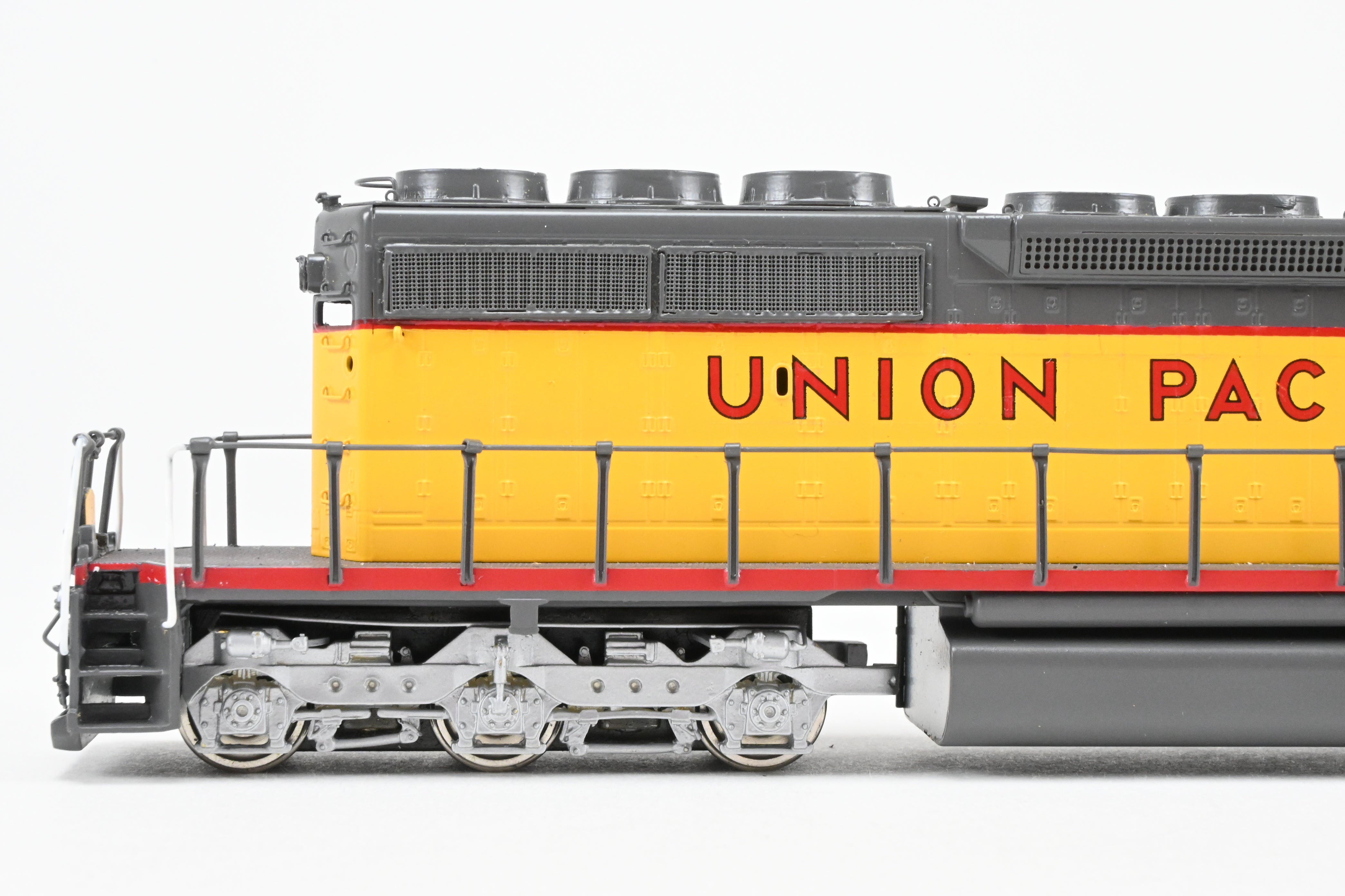 HO Scale Brass E&P Associates Union Pacific EMD SD40-2 Phase IIb Freight Locomotive Model without Number Lettering