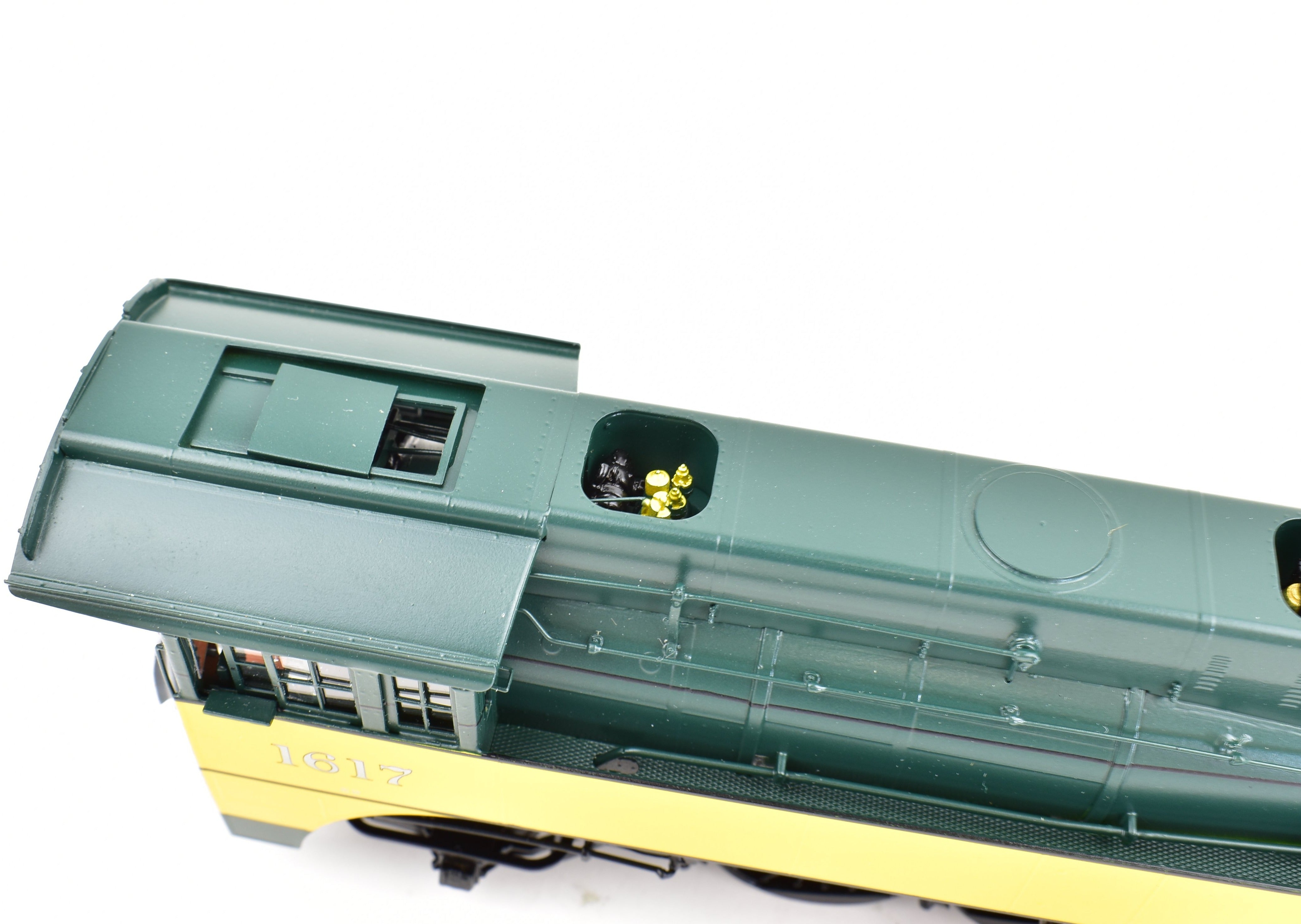 HO Scale Precision Brass C&NW Chicago & North Western 4-6-2 Streamlined #1617 Yellow Jacket FP