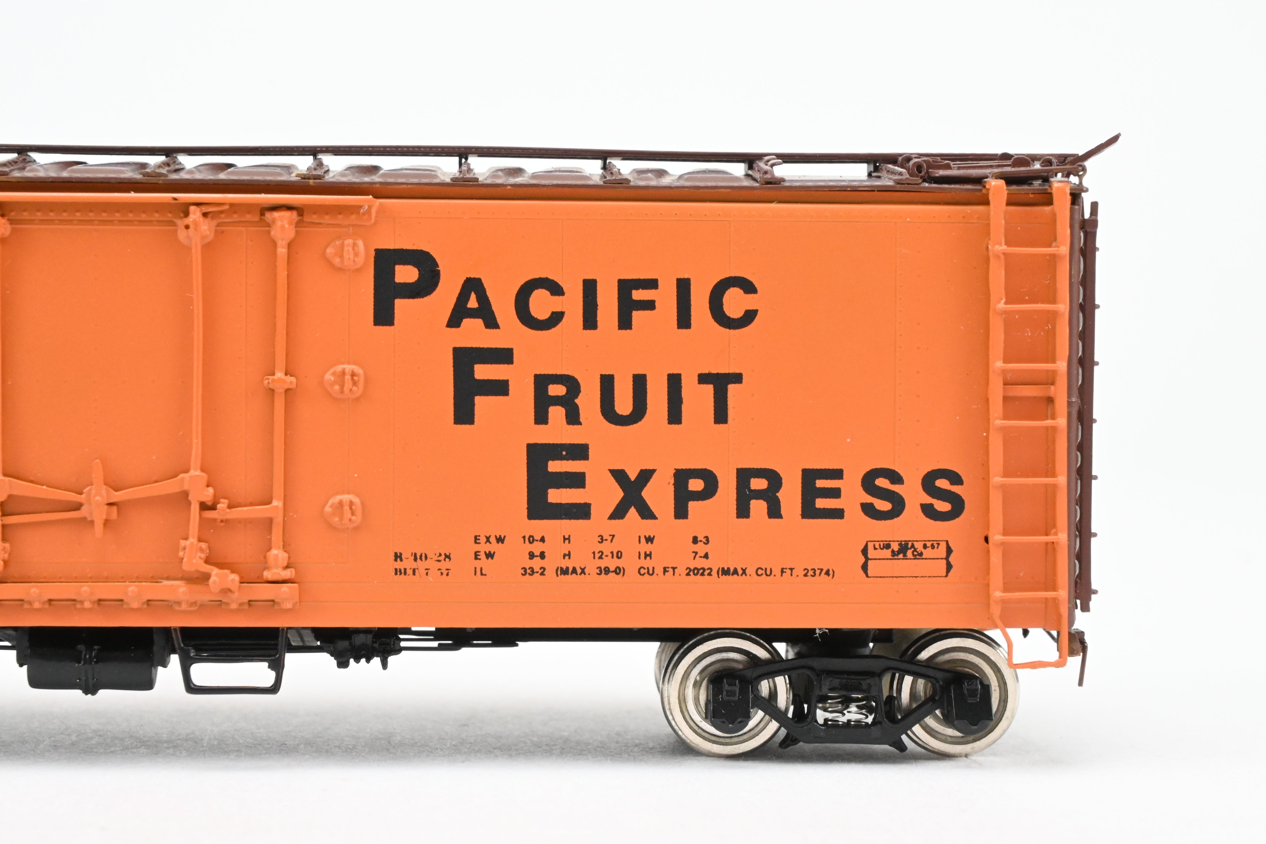 HO Scale Brass CIL Challenger Imports Pacific Fruit Express R - 40 - 28 Ice Refrigerator Car Model, Factory - Finished with Union Pacific and Southern Pacific Insignias, FP #11714