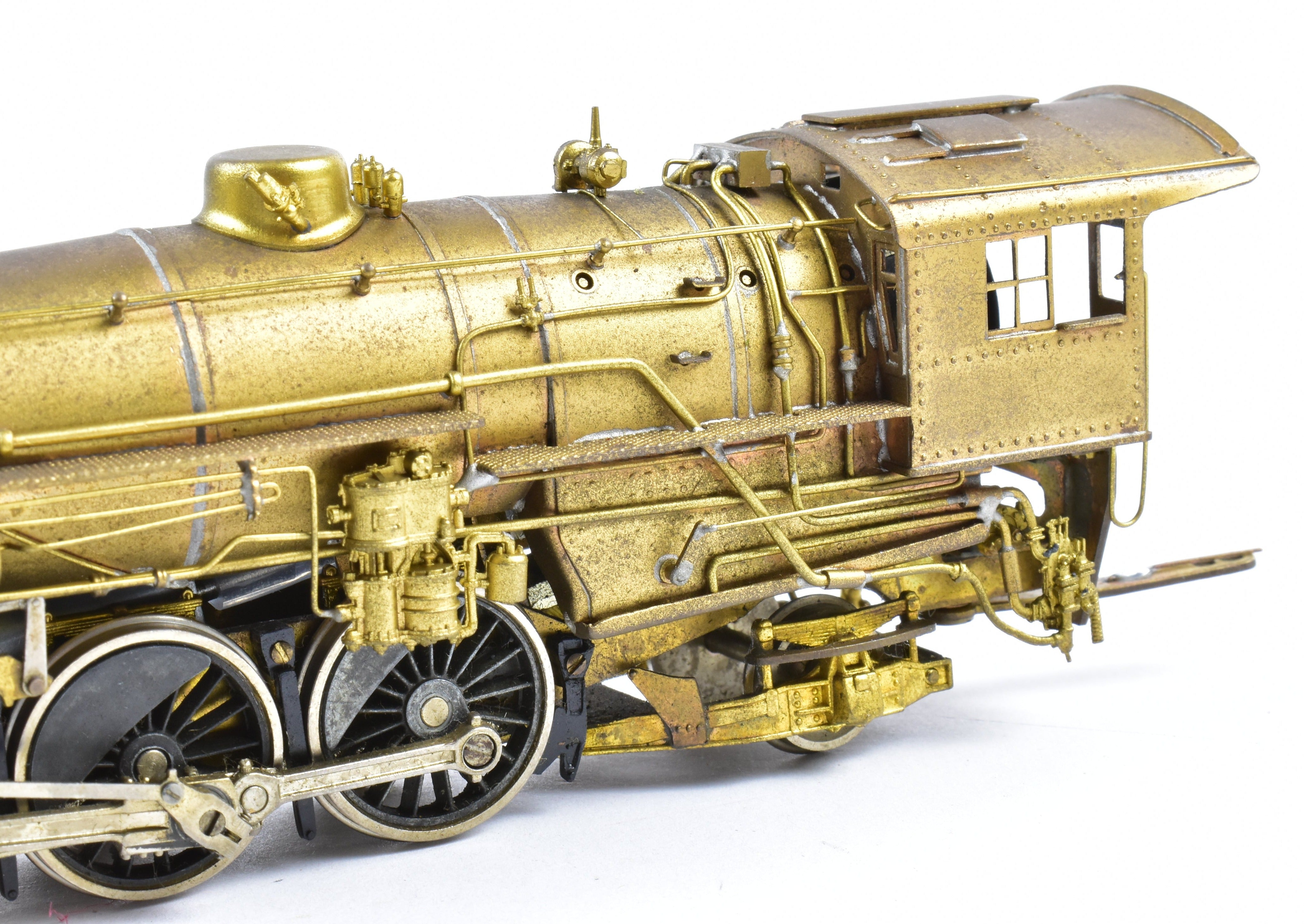 HO Scale Brass Pacific Fast Mail Model - United USRA (United States Railway Administration) for Various Roads 4-6-2 Light Pacific Steam Locomotive