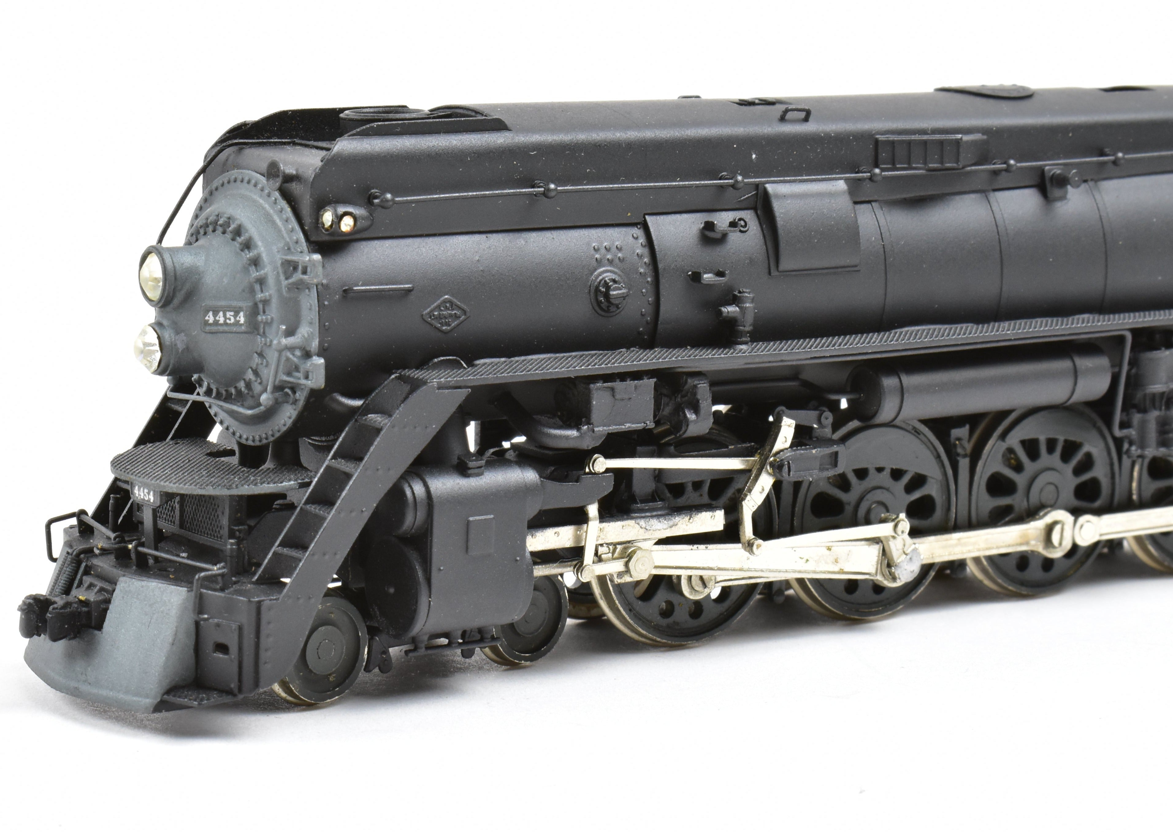 HO Scale Brass Model Train - Balboa SP Southern Pacific GS - 4 4 - 8 - 4 De - Skirted and Custom Painted Locomotive No. 4454