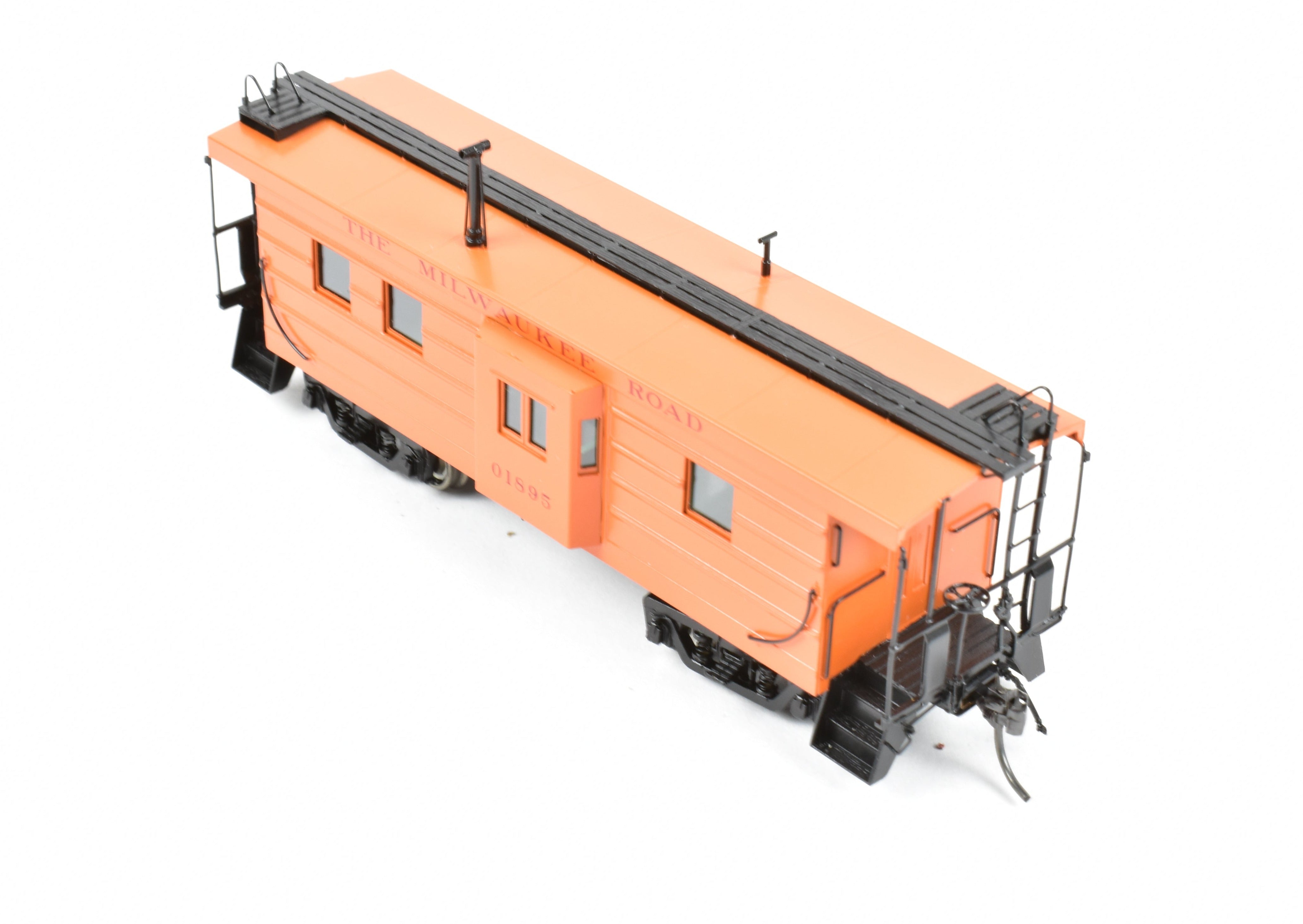 HO Scale Brass OMI - Overland Models, Inc. Milwaukee Road (CMSTP&P) Ribbed Side Caboose Model FP No. 01895
