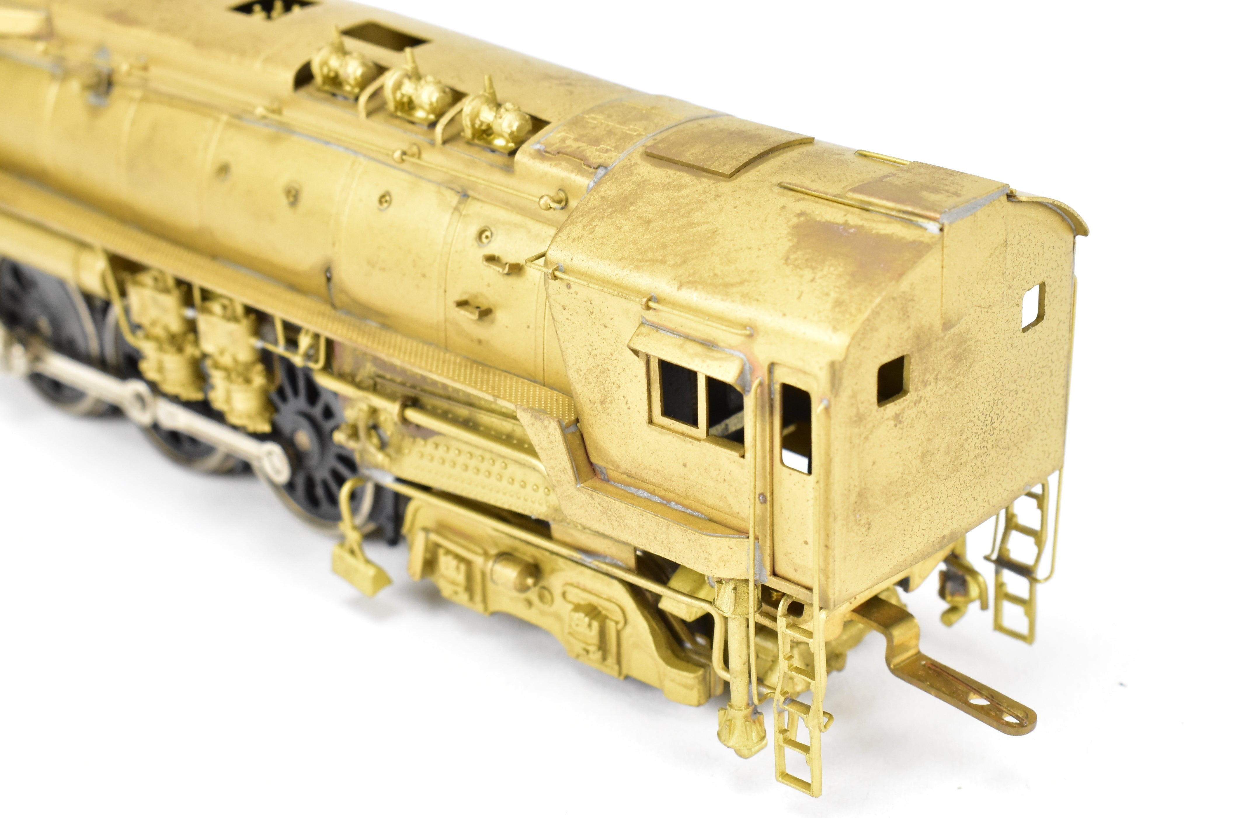 HO Scale Brass Balboa Southern Pacific GS - 4 4 - 8 - 4 Steam Locomotive Model with Detachable Skirts