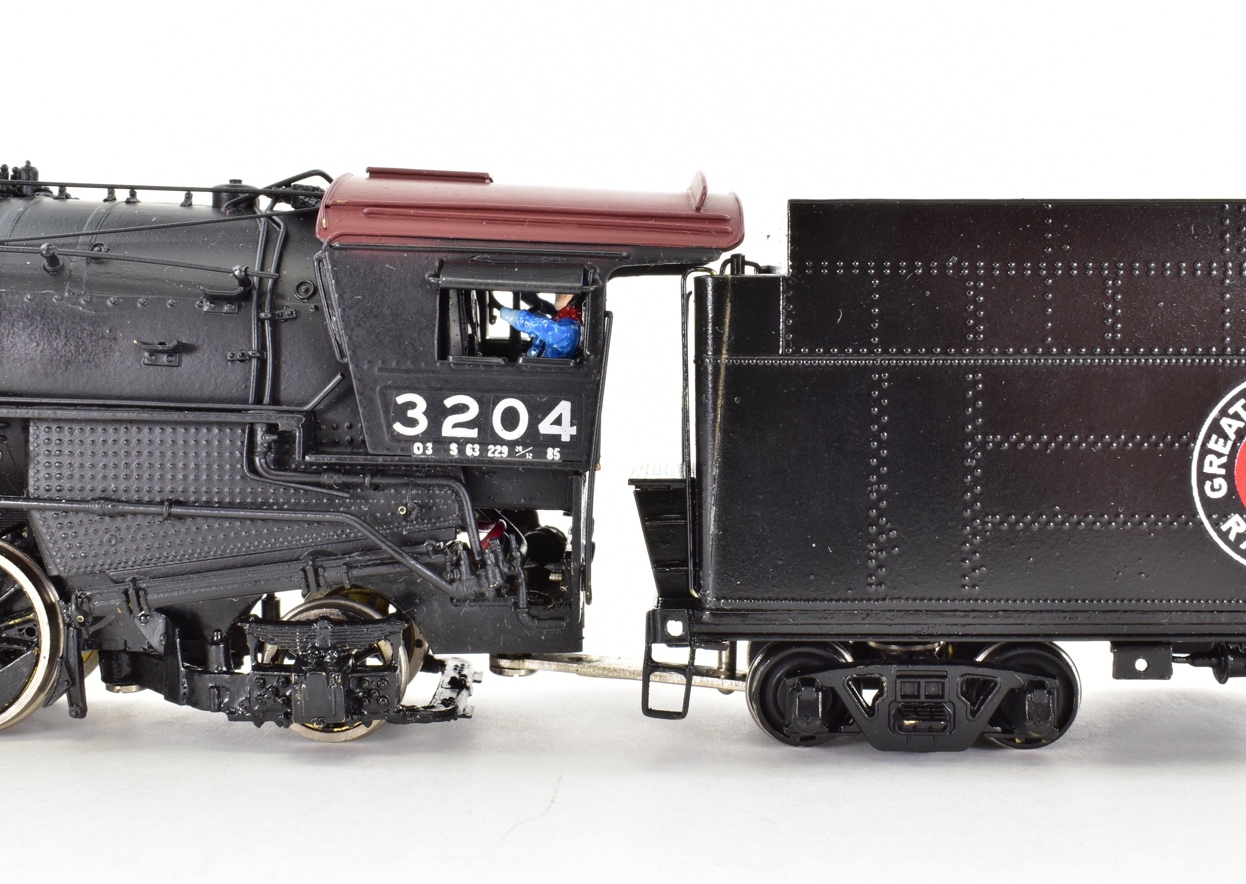 HO Scale Brass OMI - Overland Models GN - Great Northern O - 3 USRA Heavy 2 - 8 - 2 Custom Painted Model Train in ReBoxx Packaging