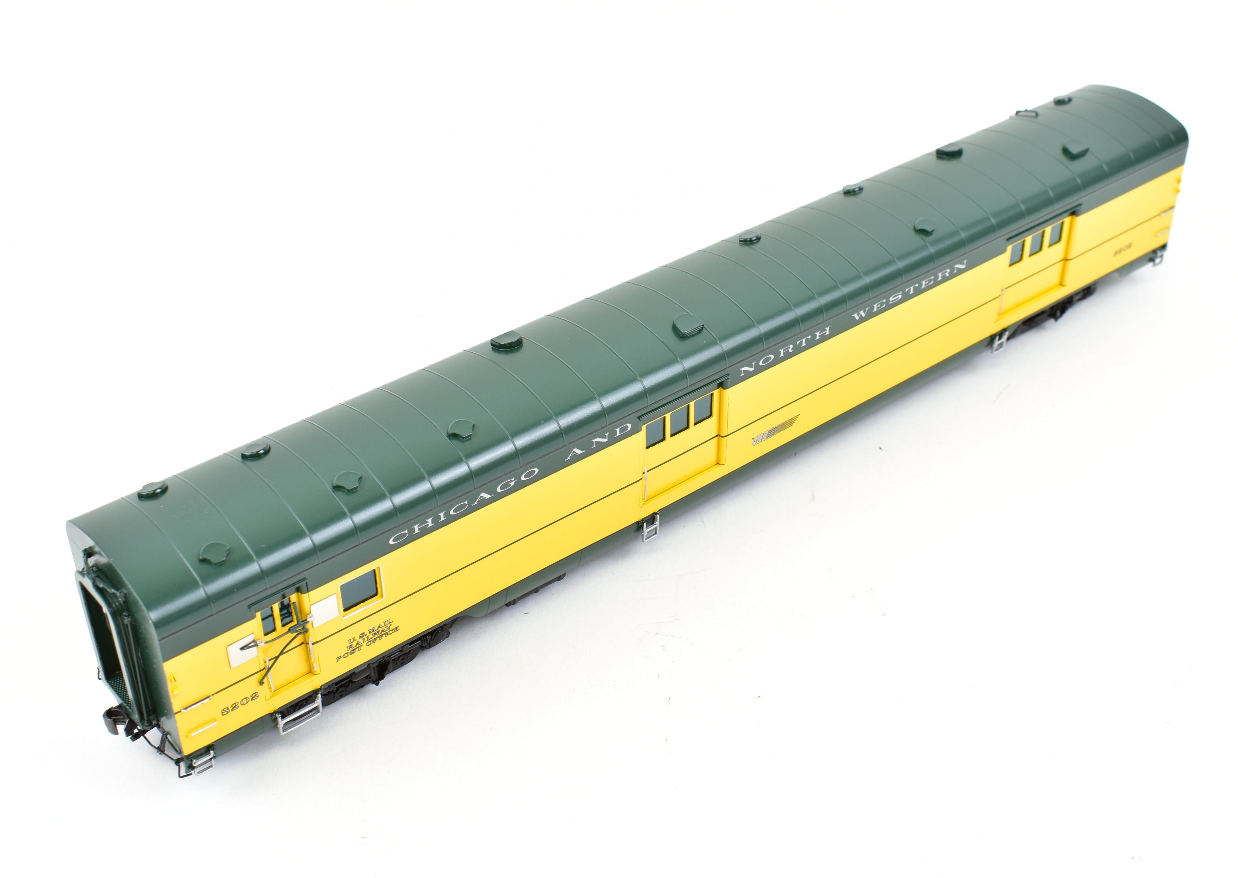 HO Scale Brass C&NW Chicago and North Western 400 Baggage 15' Mail RPO Car #8202